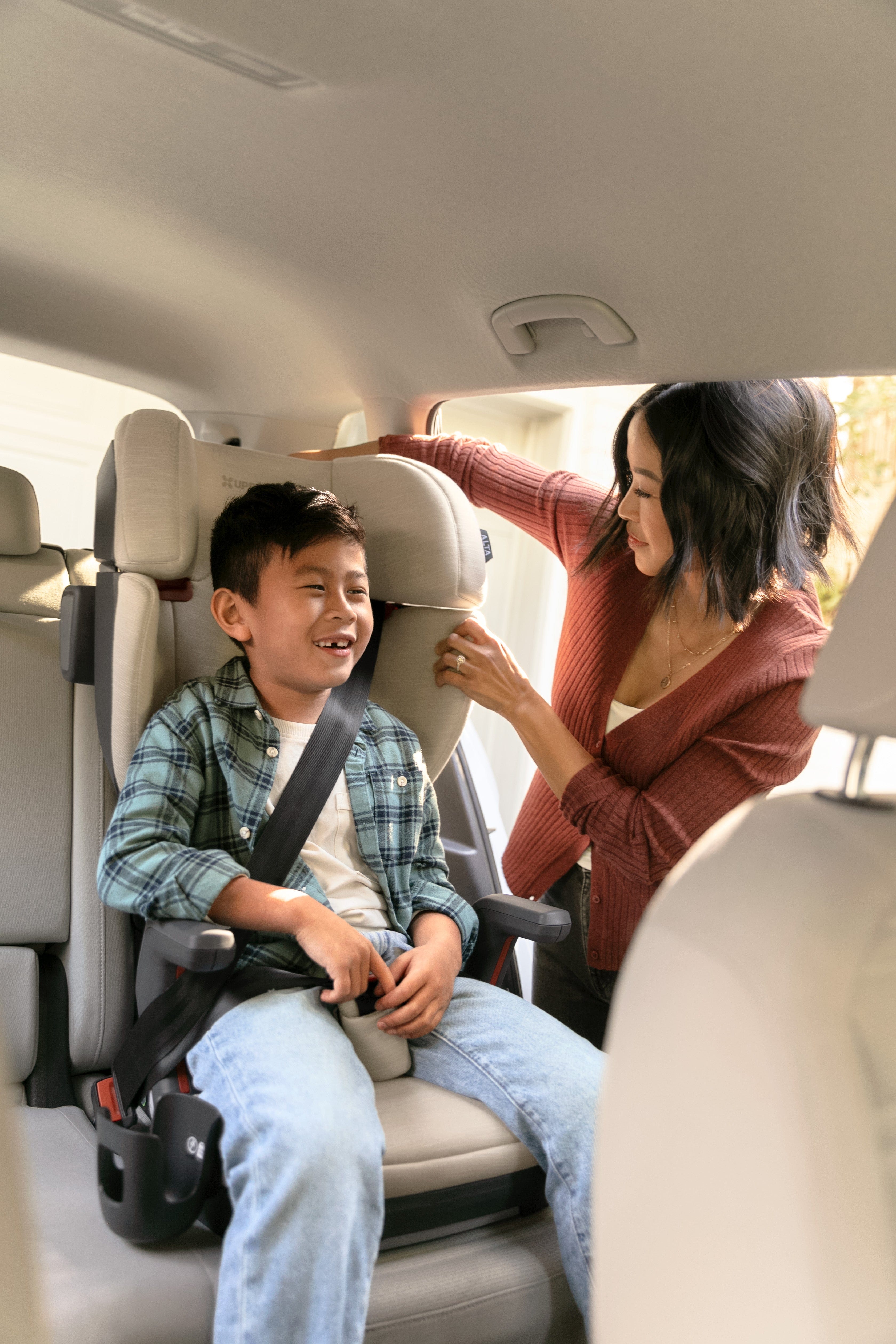UPPAbaby Alta V2 Booster Seat - High Back Car Seat for Toddlers & Kids 3+ Years | Safe & Comfortable | Perfect for Travel, School & Family Road Trips