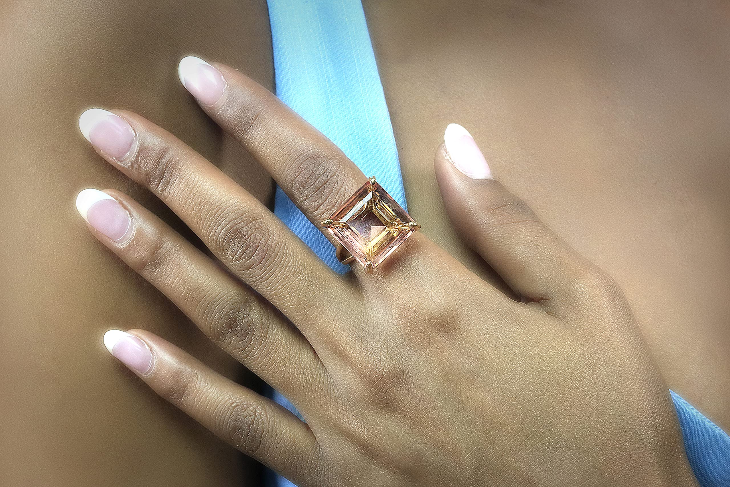Anemone Morganite Square Ring – Elegant Large Gemstone Engagement Ring, Customizable Size & Engraving – Perfect for Proposals, Anniversaries & Special Occasions – Comes with Luxury Gift Box