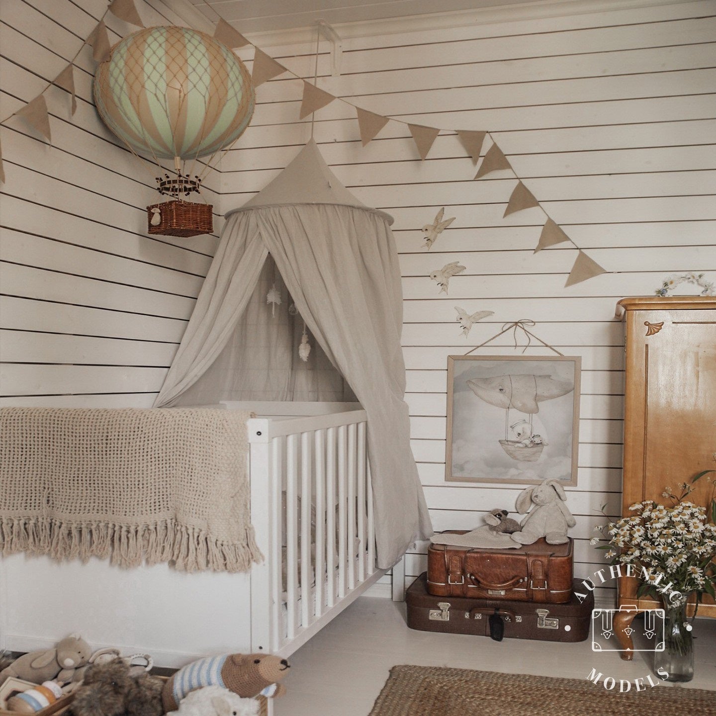 Authentic Royal Aero Mint Hot Air Balloon Hanging Decoration - 22 Inch Elegant Home Decor for Nursery, Bedroom & Party Decorations