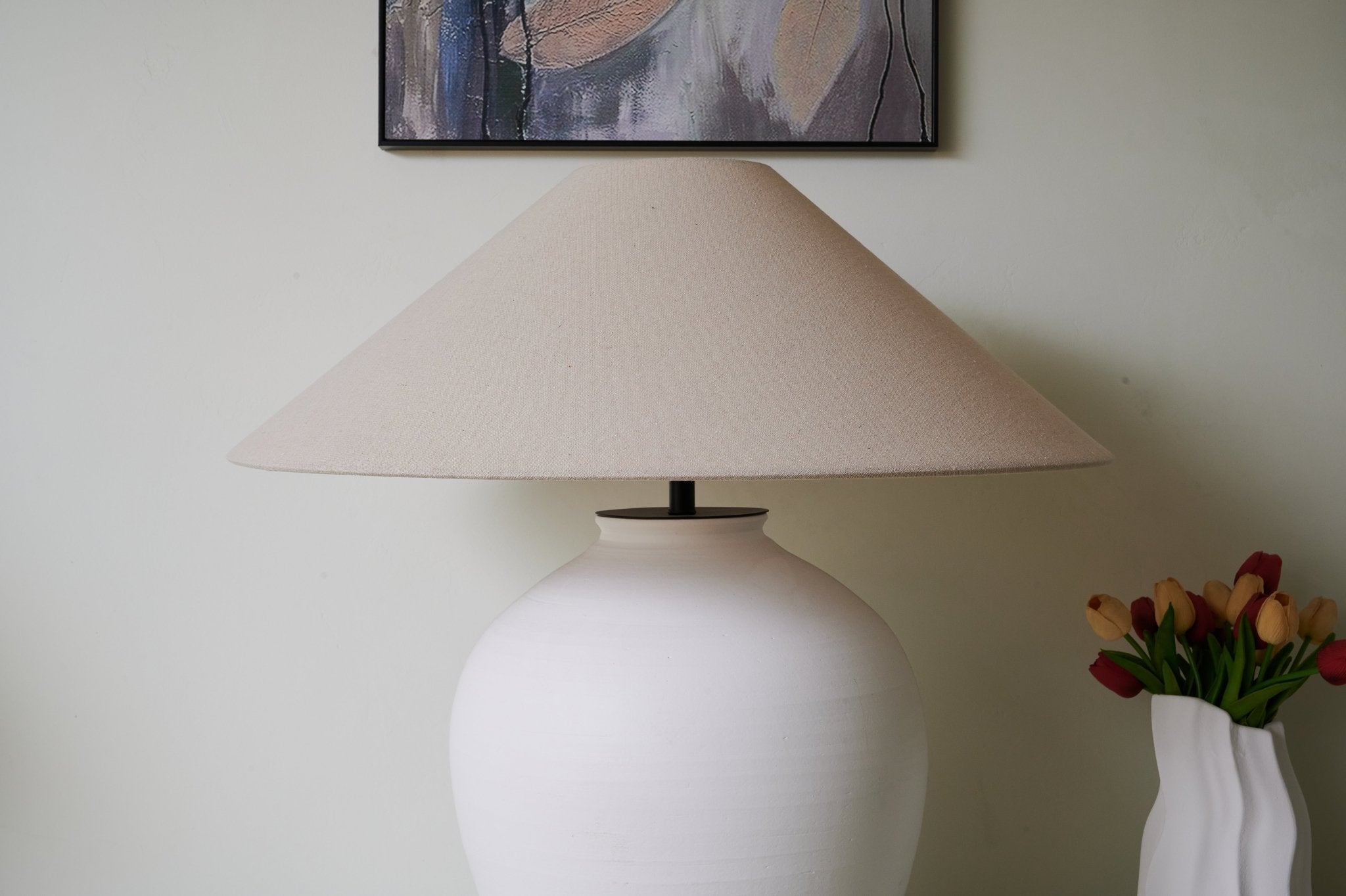 Aterra Modern Ceramic Table Lamp - Elegant Home Decor for Bedroom, Living Room & Office - Soft Warm White Light for Cozy Ambience