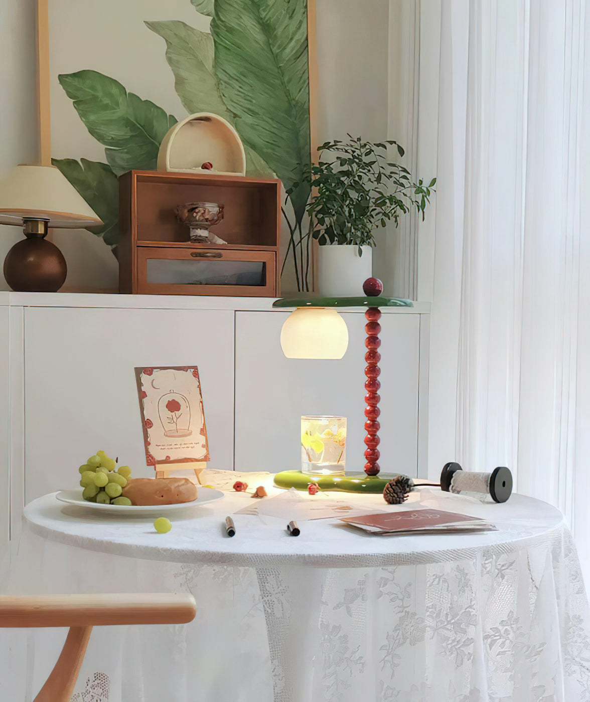 Everalda Modern Table Lamp - Stylish Bedside & Desk Lighting for Home & Office - Perfect for Reading, Working & Decorating