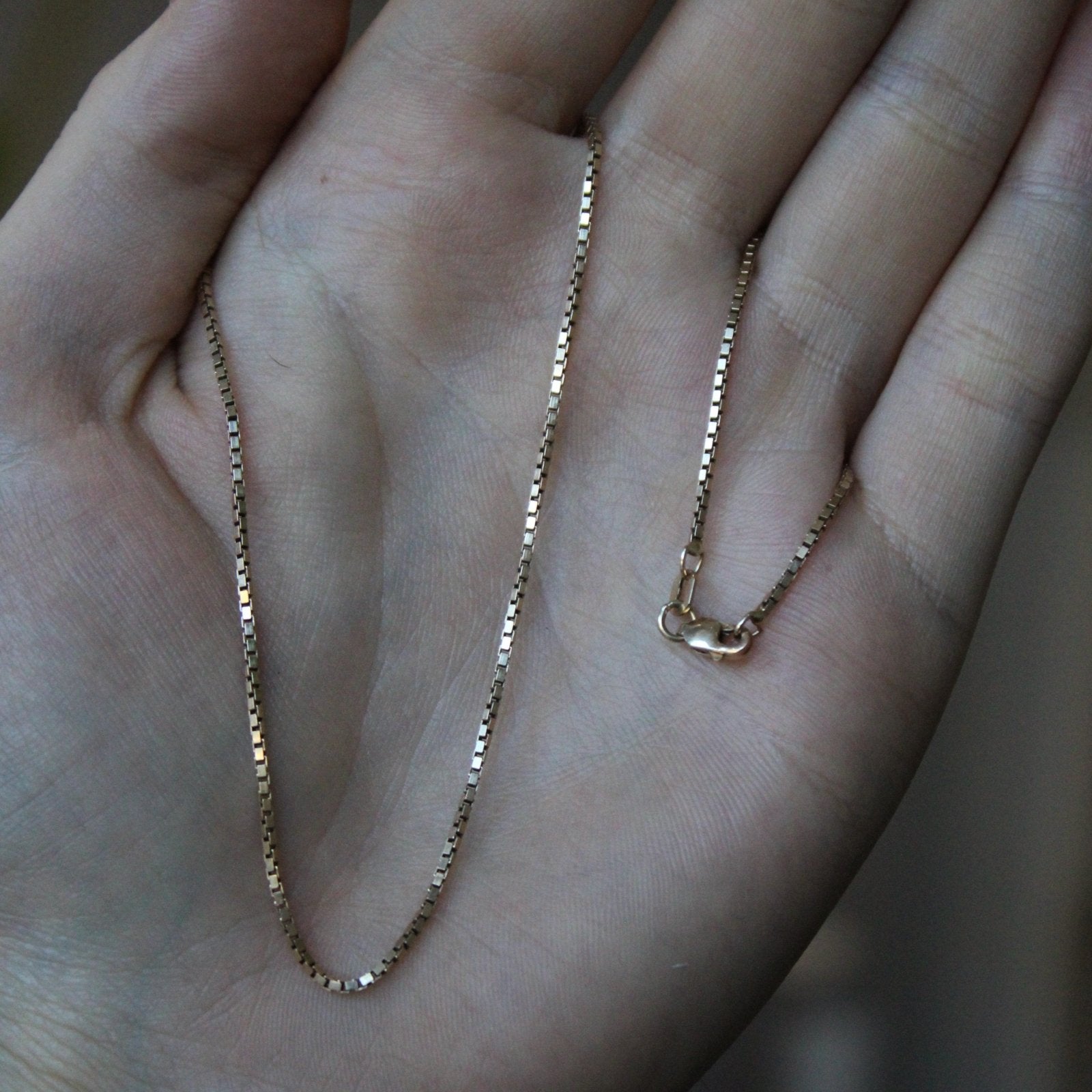 10K Yellow Gold Box Chain Necklace for Men & Women - 22 Inches - Perfect for Everyday Wear, Layering & Gifts