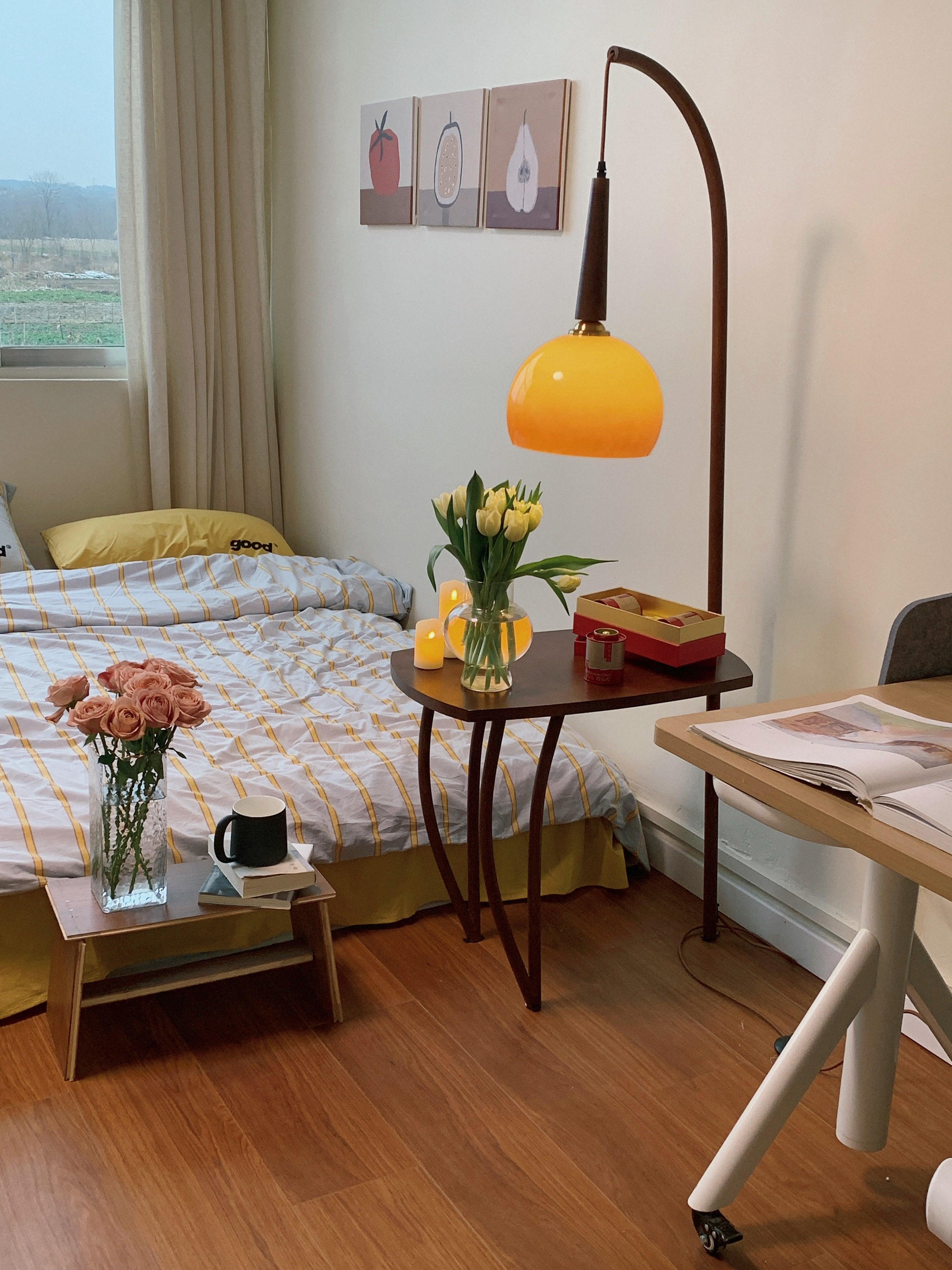 Modern Cantilever Wood Accent Floor Lamp - Adjustable Reading Light for Living Room, Bedroom & Office - Warm Ambient Lighting for Home Decor