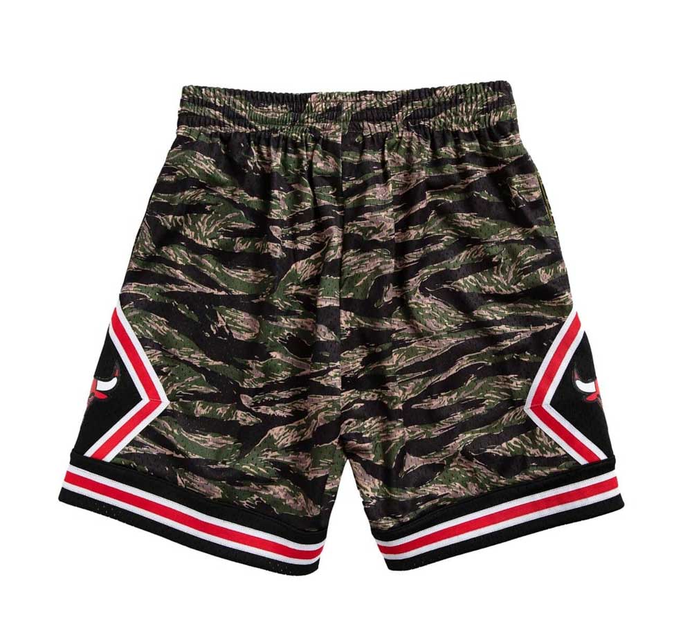 Chicago Bulls Tiger Camo Swingman Shorts - Men's NBA Basketball Jersey Shorts for Fans & Streetwear - Perfect for Games, Workouts & Casual Wear