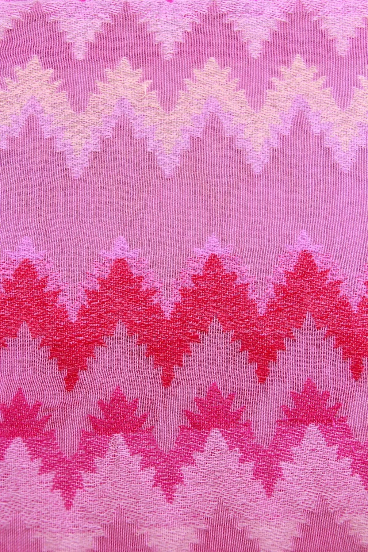 Stylish Zig Zag Woven Scarf for Women - Soft Winter Fashion Accessory - Perfect for Cold Weather, Office Wear & Holiday Outfits