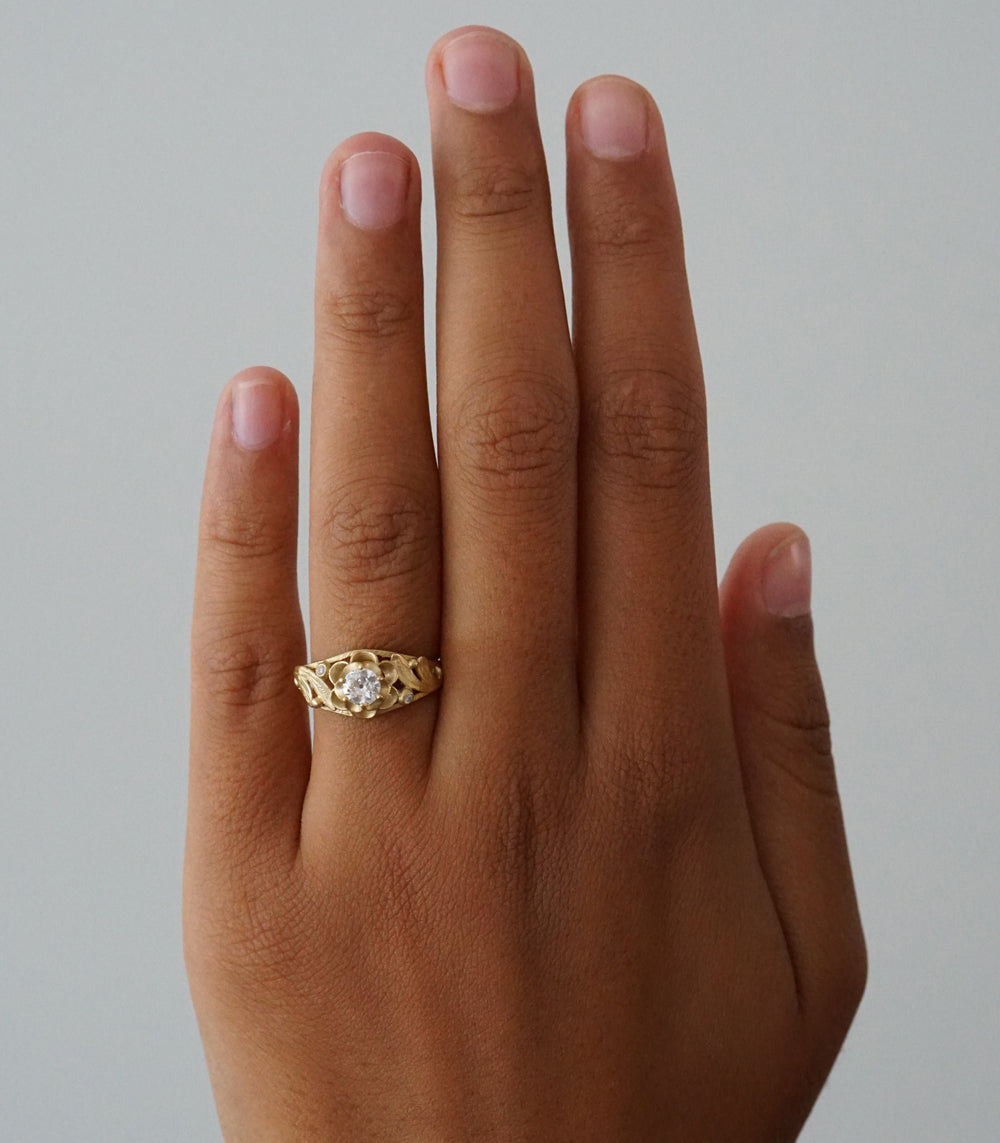 Exquisite Art Nouveau Inspired Diamond Engagement Ring - Vintage Style Wedding Band for Women - Perfect for Proposals, Anniversaries & Romantic Occasions