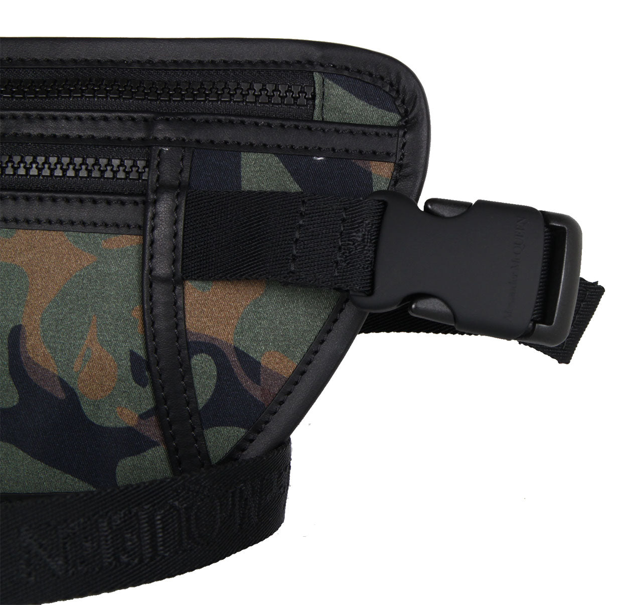 Trendy Camouflage Flat Bum Bag - Stylish Waist Pack for Travel, Hiking & Everyday Use