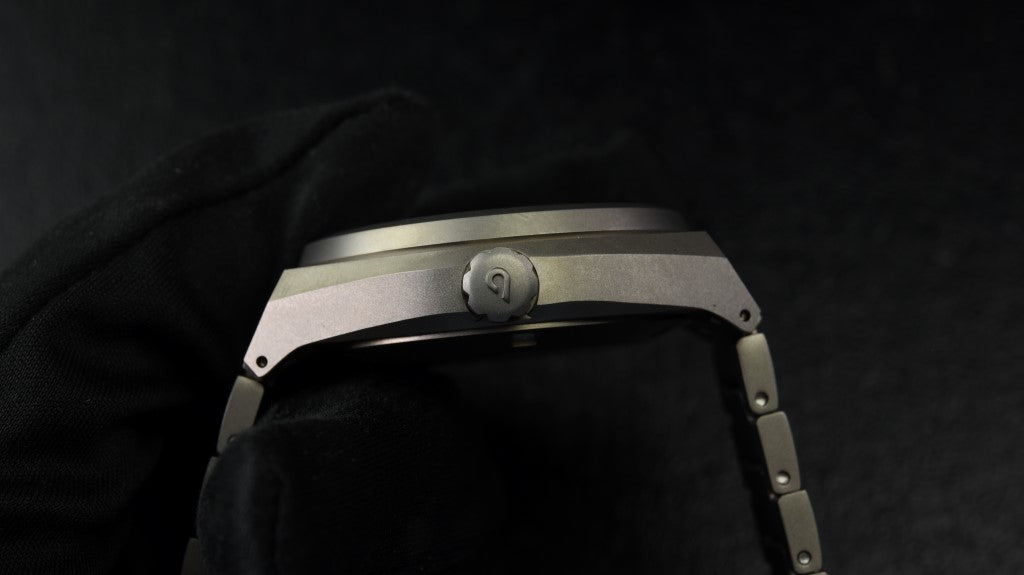 BOLDR Venture SW Limited Edition Stainless Steel Dive Watch - B Stock - Perfect for Outdoor Adventures, Diving & Everyday Wear