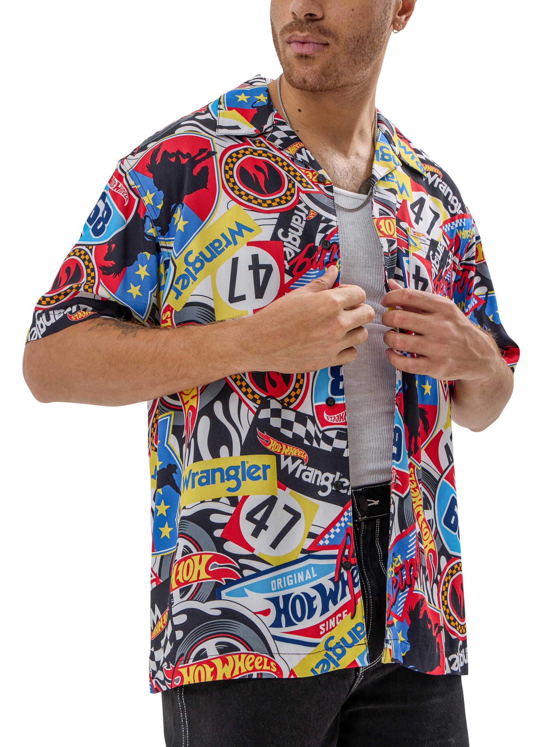 Wrangler Men's X Hot Wheels Souvenir T-Shirt - Vintage Graphic Tee for Casual Wear & Car Enthusiasts - Perfect for Everyday Outfits, Car Shows & Gifts