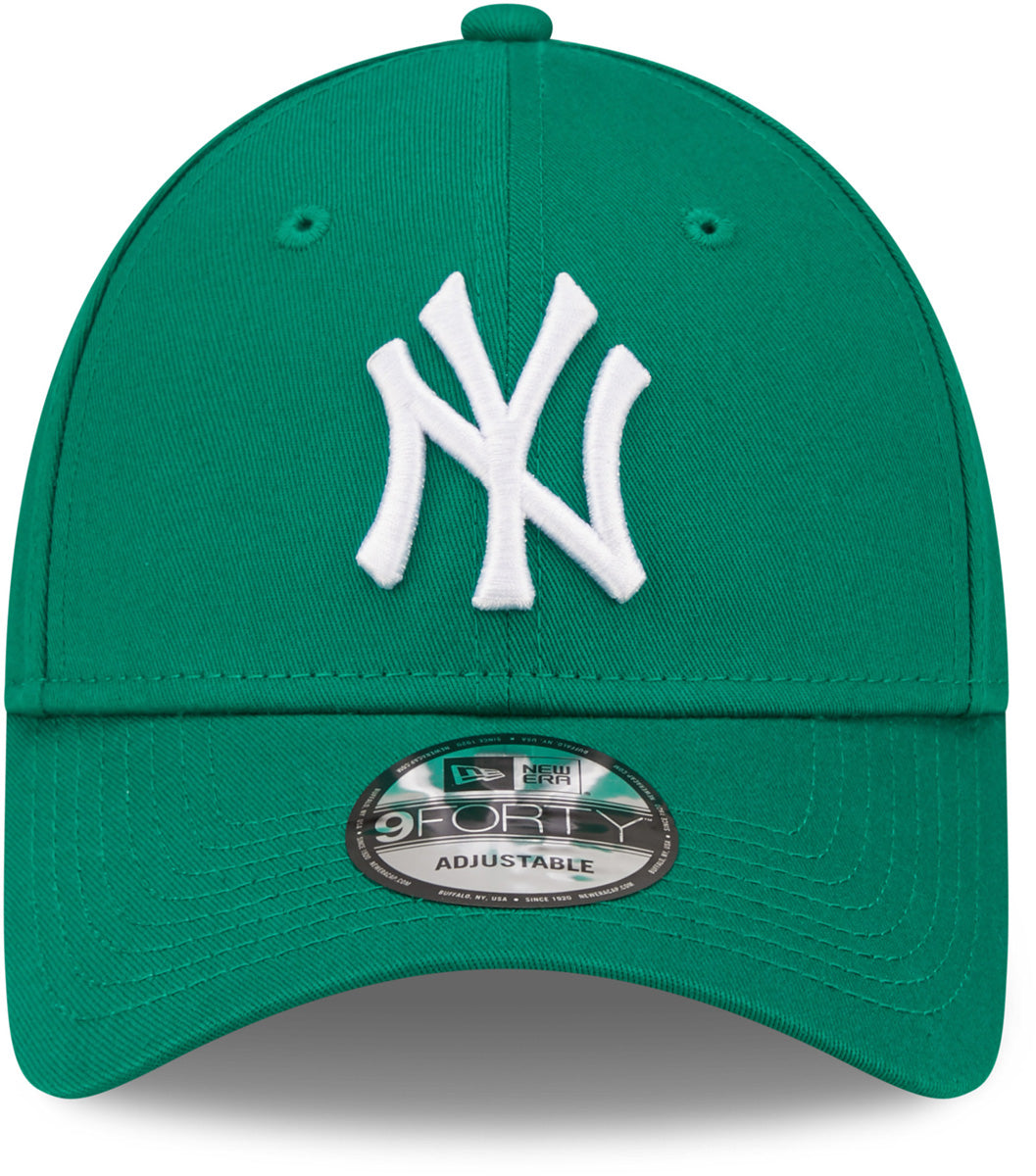New York Yankees Kelly Green Baseball Cap for Women - New Era 9Forty Essential Adjustable Snapback Hat - Perfect for Baseball Games, Sports Events & Casual Outfits