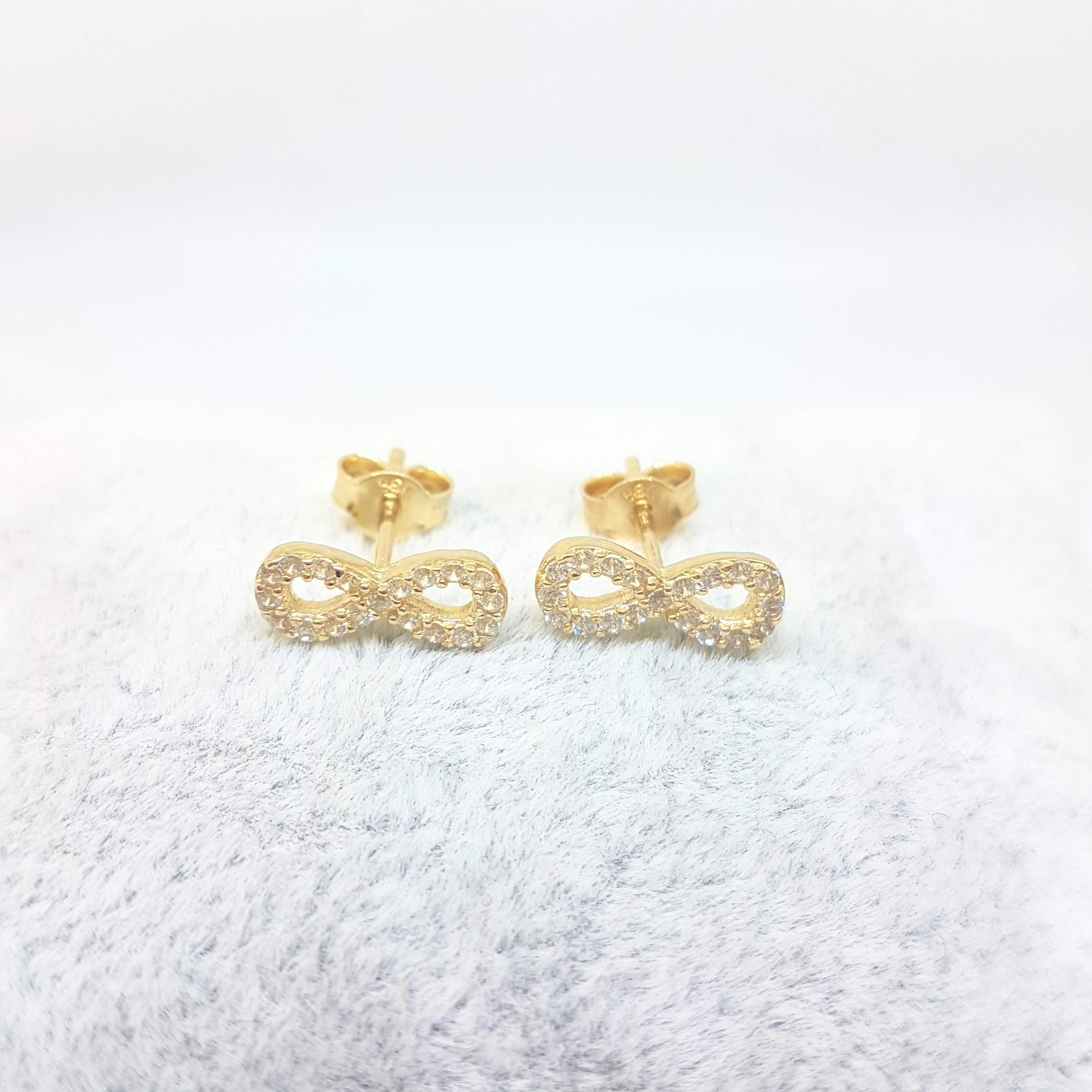 14K Solid Gold Infinity Stud Earrings for Women - Dainty Minimalist Hoop Earrings | Perfect Birthday, Anniversary & Valentine's Day Gift for Her | Everyday Wear, Date Night & Special Occasions