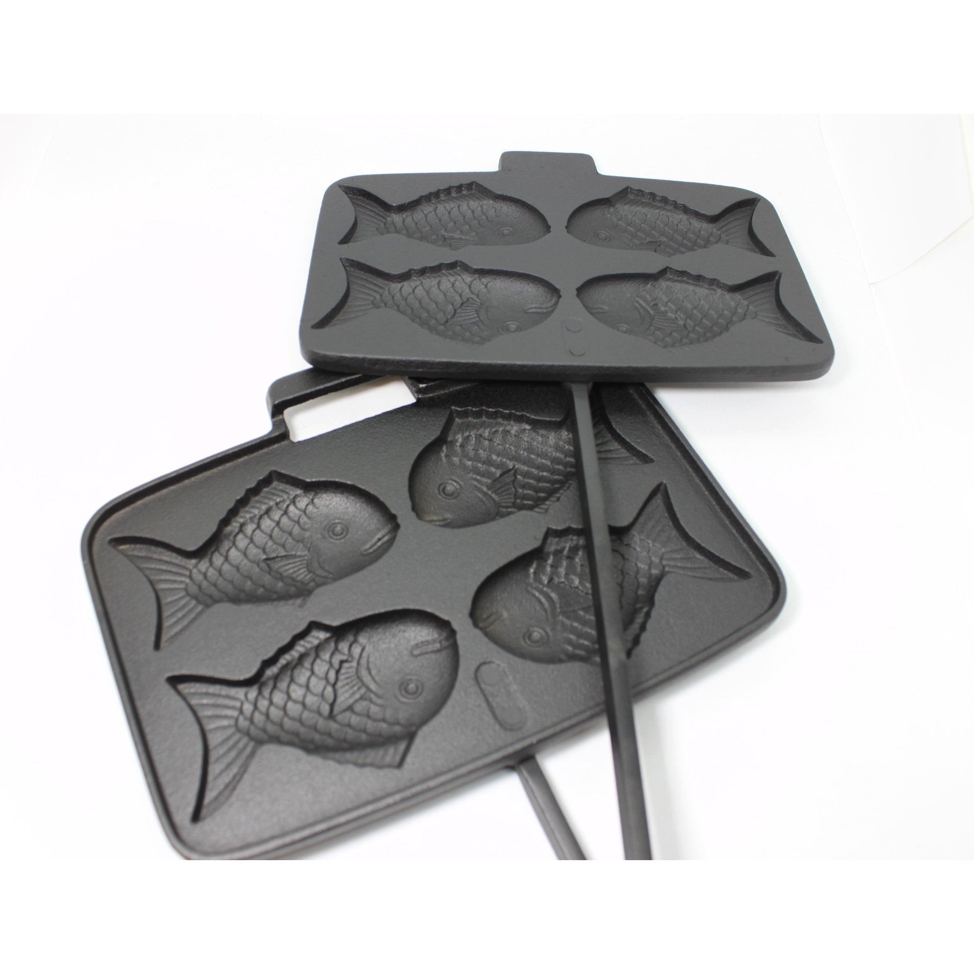 Premium Oigen Nambu Cast Iron Taiyaki Maker (Model F 463) - Authentic Japanese Fish-Shaped Cake Pan for Home Baking, Breakfast & Dessert Making