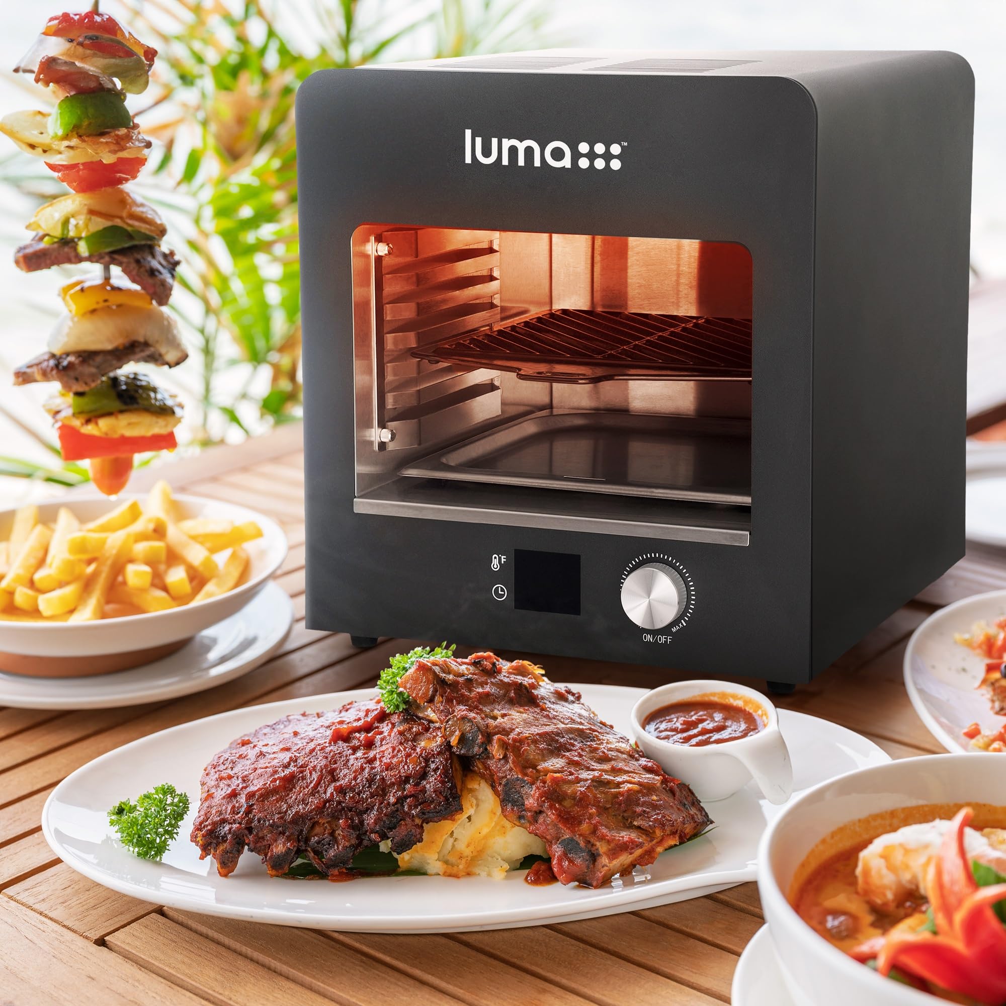 Luma Electric Steak Grill - Smokeless Indoor Countertop Infrared Grill with Griddle, Heats to 1450°F for BBQ, Grilling, Toasting & Broiling - Perfect for Chicken, Beef, Pork & Vegetables - Ideal for Kitchen, Camping & Small Space Cooking