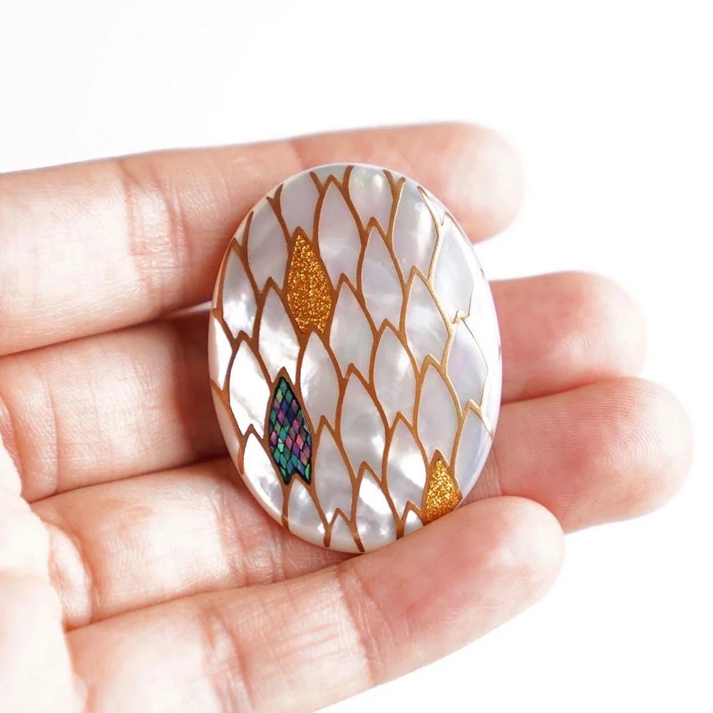 Exquisite Maki-e Urushi Lacquer Brooch with White South Sea Pearl Shell & Dragon Scales - Traditional Japanese Lacquer Jewelry for Women, Elegant Gift for Weddings, Parties & Special Occasions