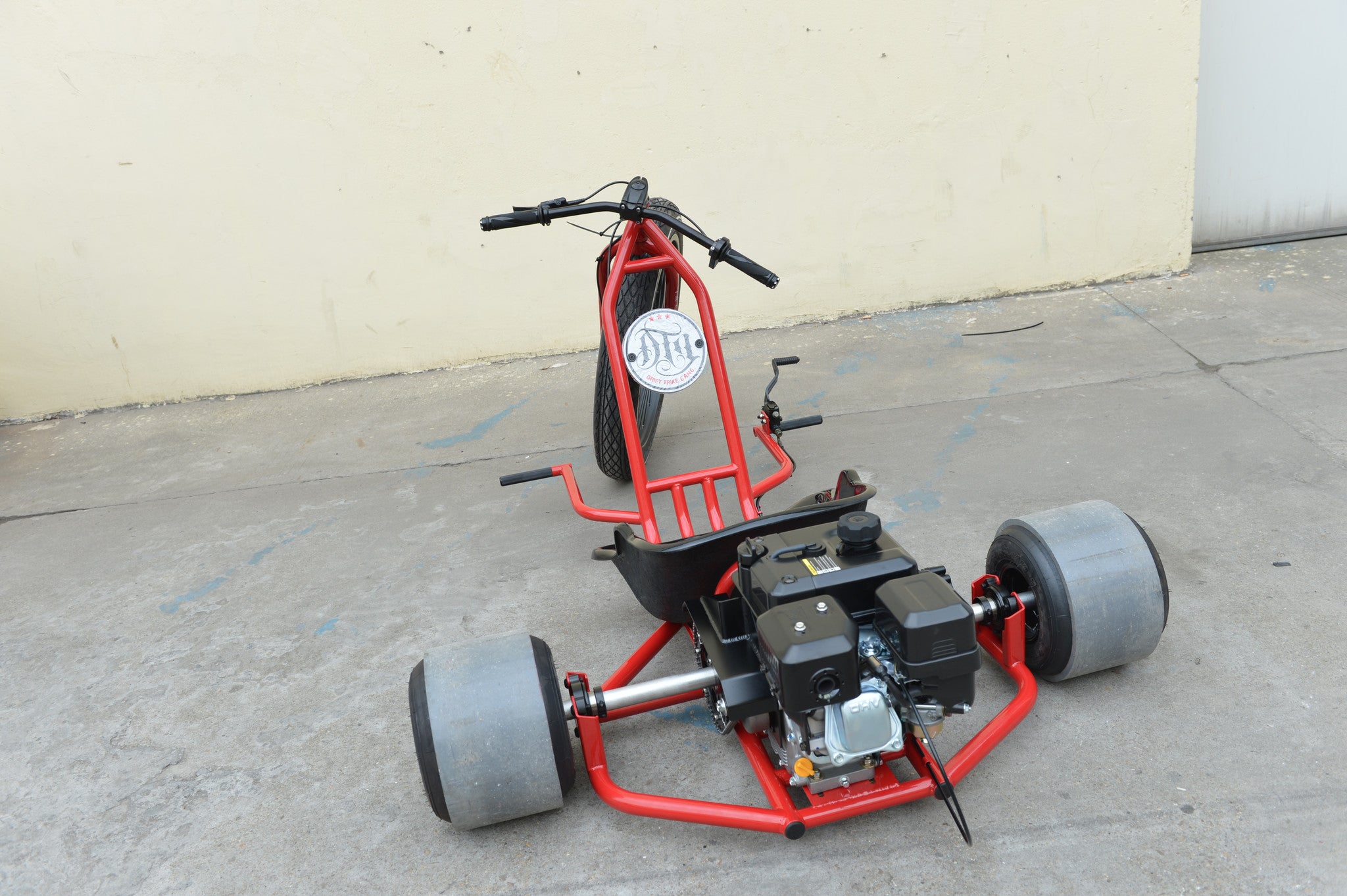 Venom Drift Trike 200cc 6.5HP Gas-Powered Adult Drifting Kart - Perfect for Backyard Racing, Drift Competitions & Off-Road Adventure