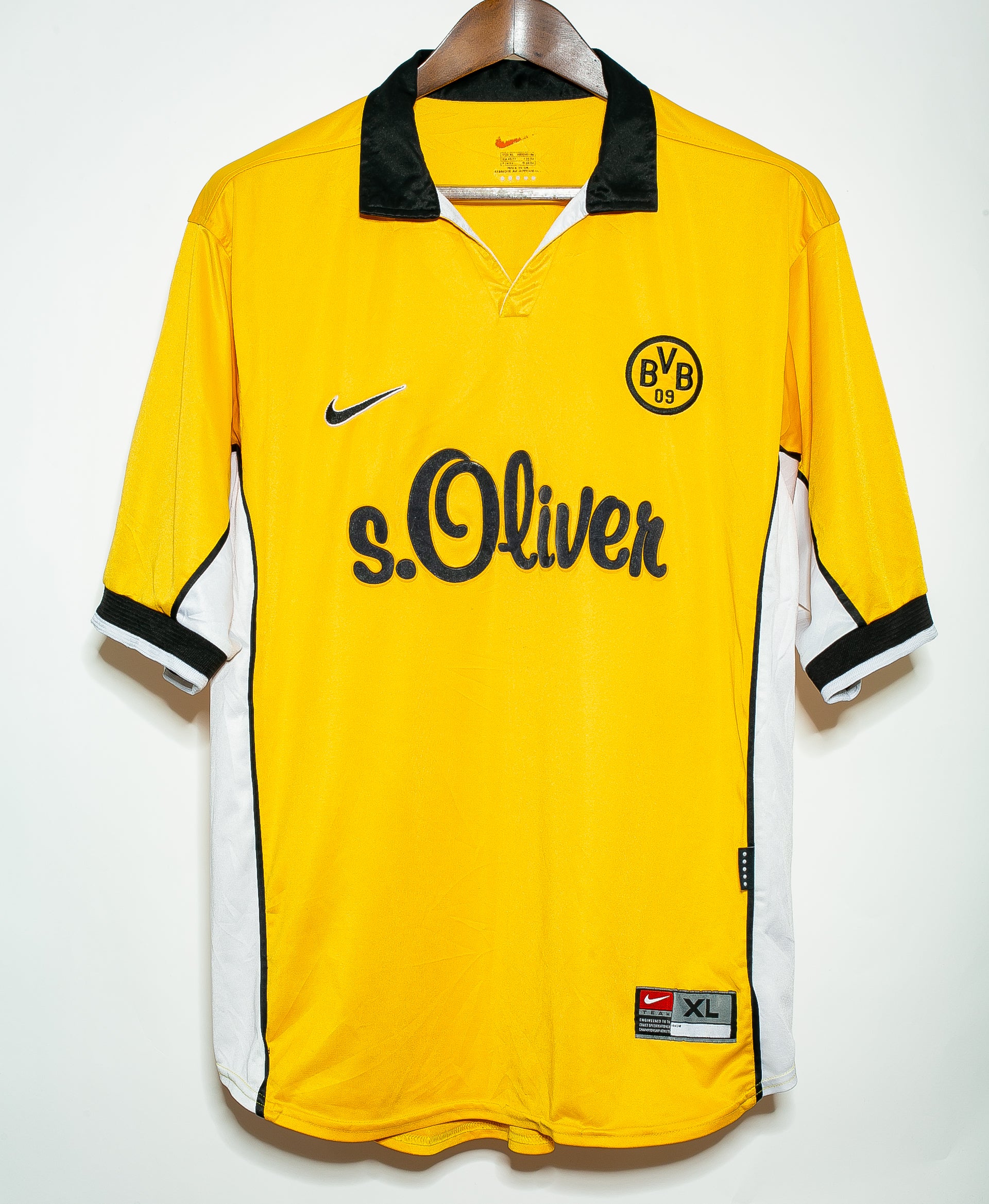 1999 Borussia Dortmund Home Jersey - Authentic XL Soccer Shirt for Fans & Collectors - Perfect for Matchdays, Gifts & Memorabilia