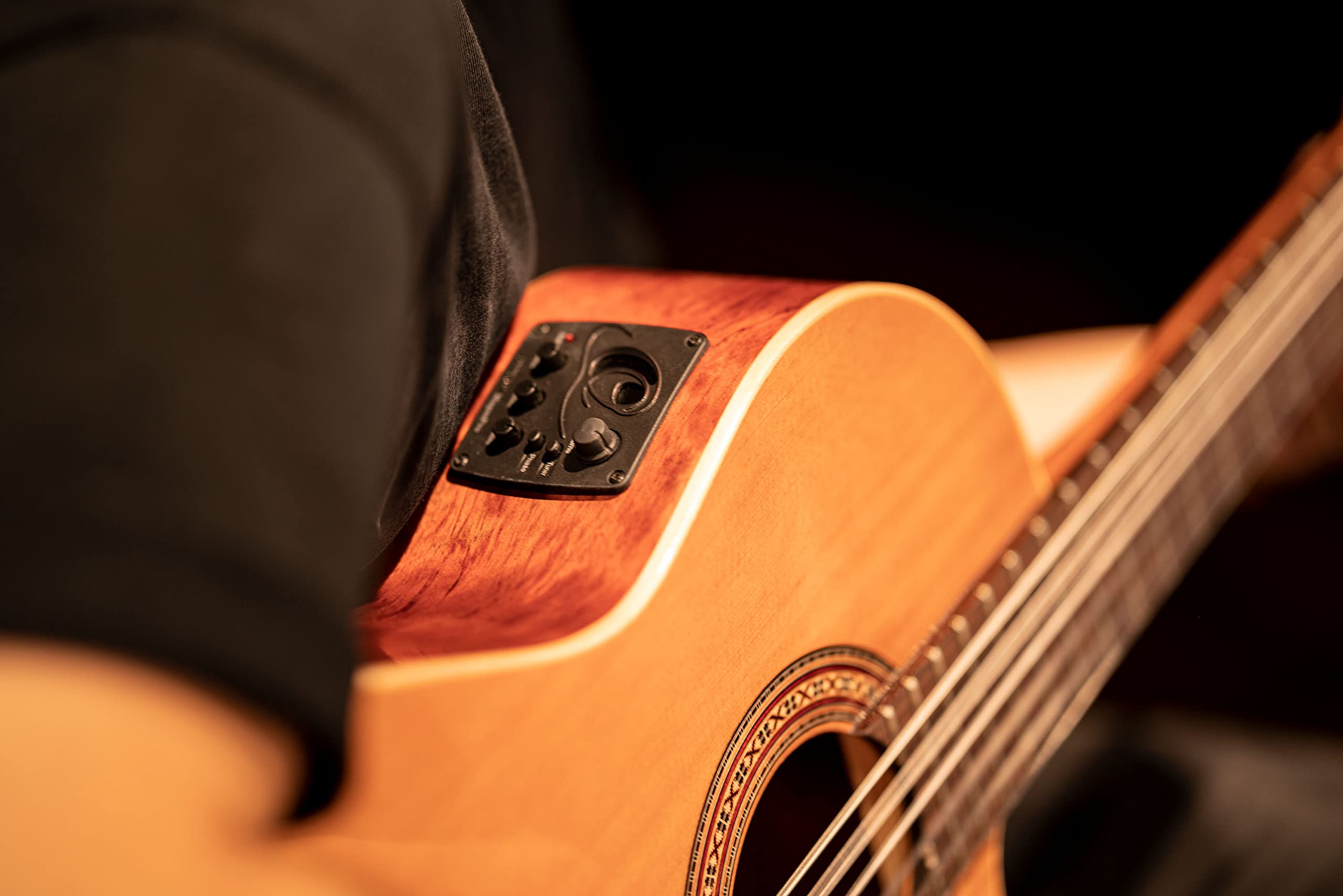 Ortega 6-String Nylon Acoustic Guitar - Perfect for Beginners, Classical & Flamenco Music Practice, Home Studio & Live Performances