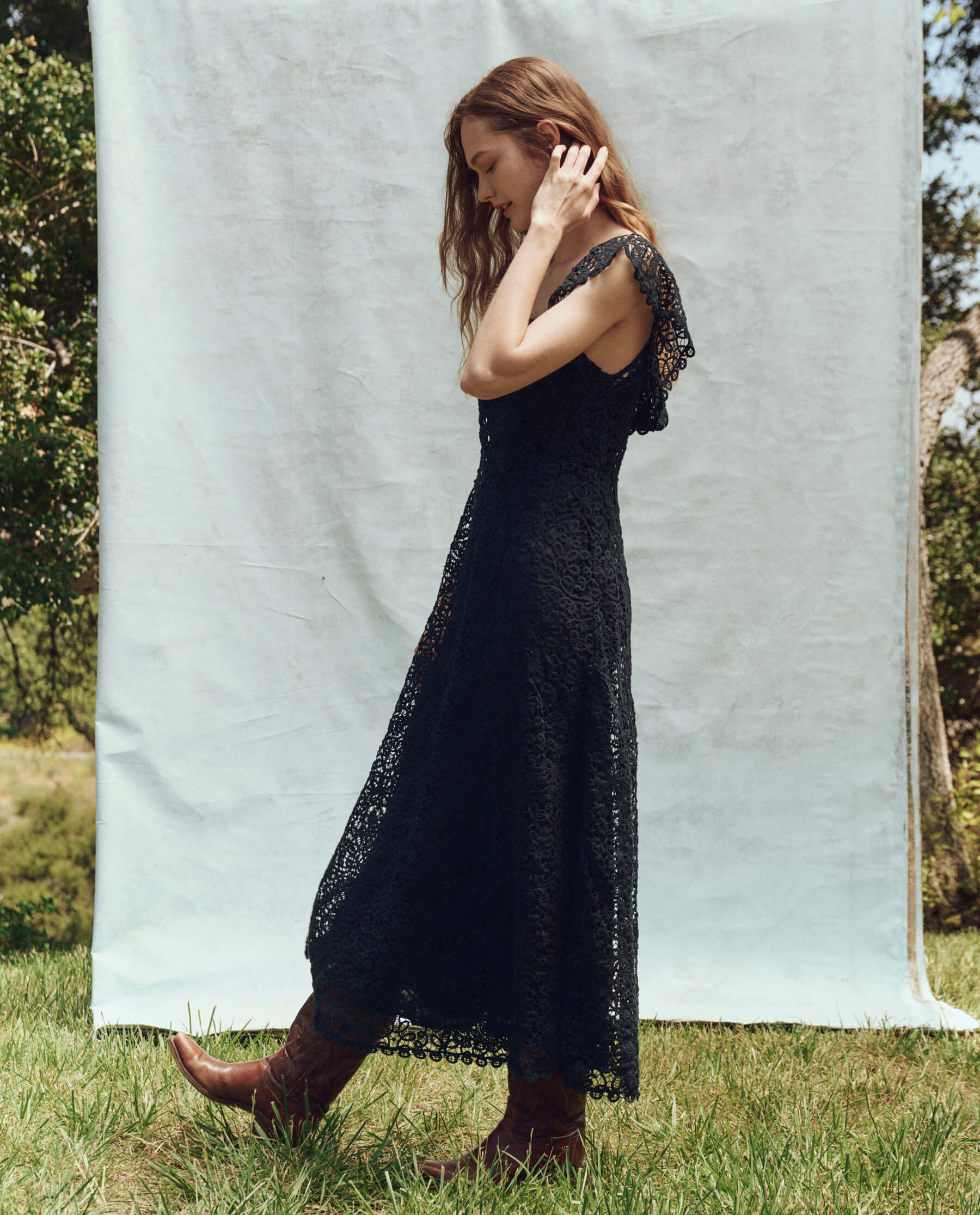 Elegant Navy Blue Balcony Dress for Women - Summer Flowy Midi Dress with Puff Sleeves | Perfect for Garden Parties, Date Nights & Beach Vacations