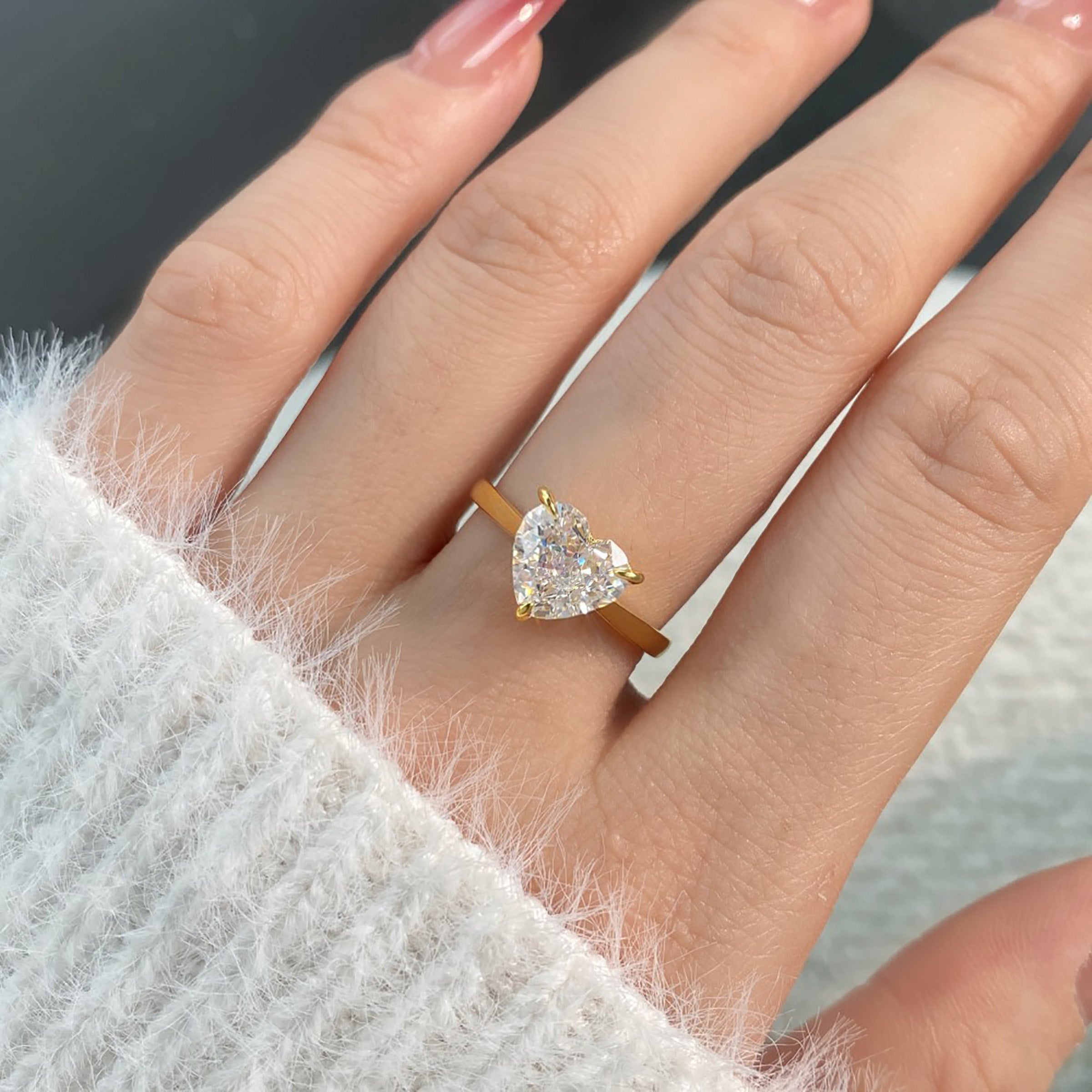 Heart Shape Moissanite Ashes Ring - Memorial Jewelry for Loved Ones | Perfect for Remembrance, Sympathy Gifts & Special Occasions