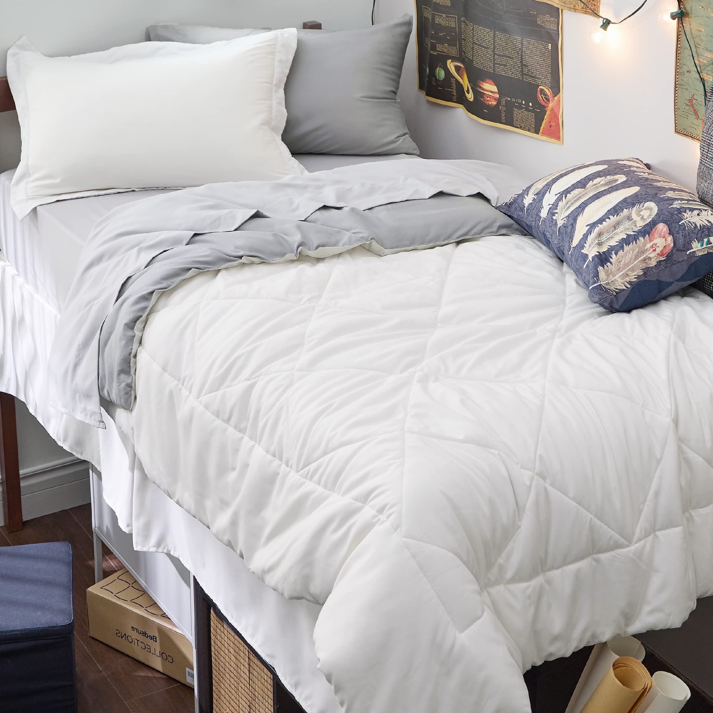 Bedsure Twin XL Comforter Set - 5 Piece Reversible White Bedding for All Seasons | Down Alternative Comforter, Sheets, Pillowcase & Sham | Perfect for Dorms, Guest Rooms & Cozy Bedrooms