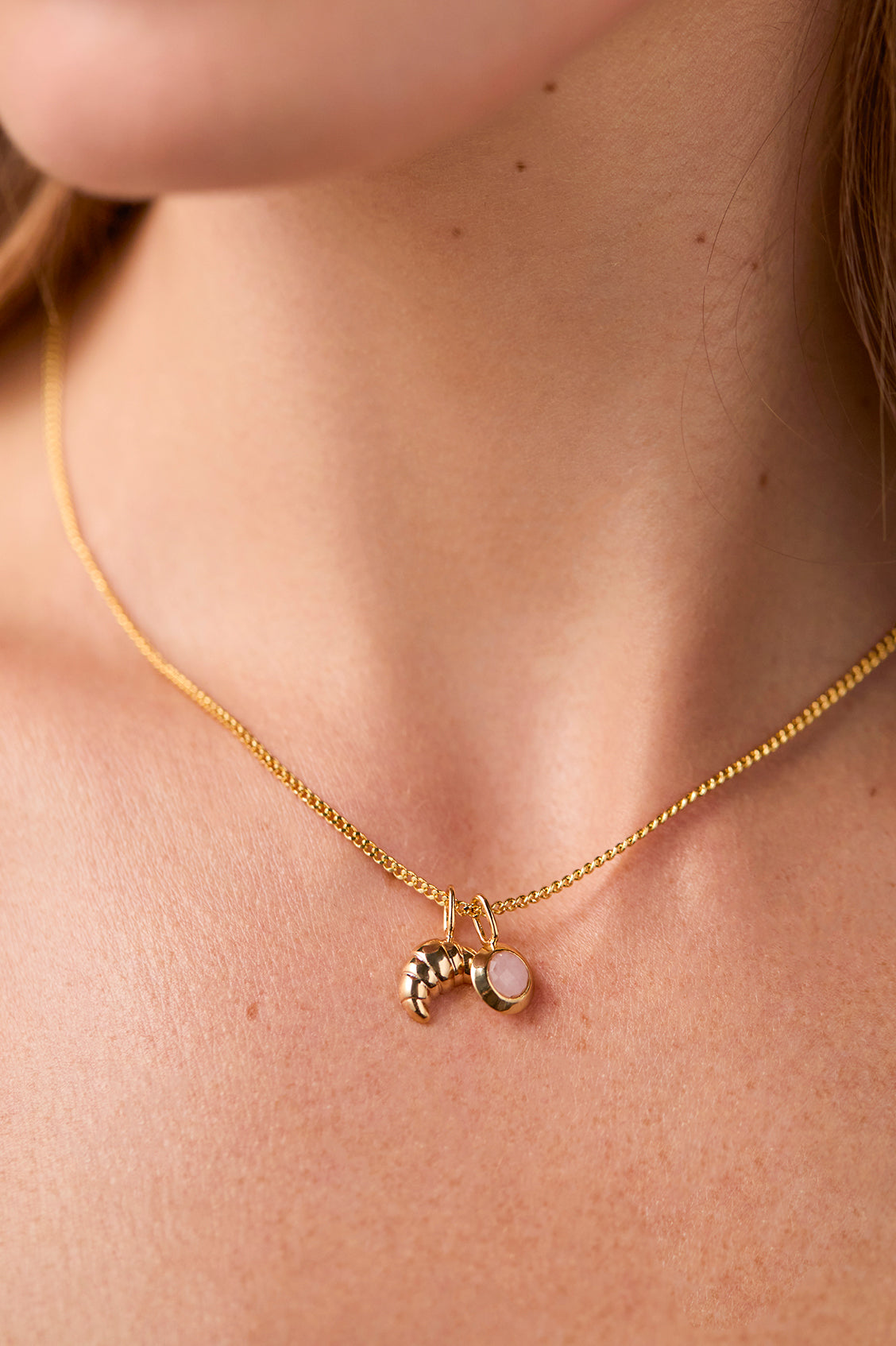 18K Gold Plated Croissant Charm Pendant - Elegant French Bakery Jewelry for Necklace, Bracelet & Gift Giving - Perfect for Breakfast Lovers, Bakers & Parisian Style Fashion