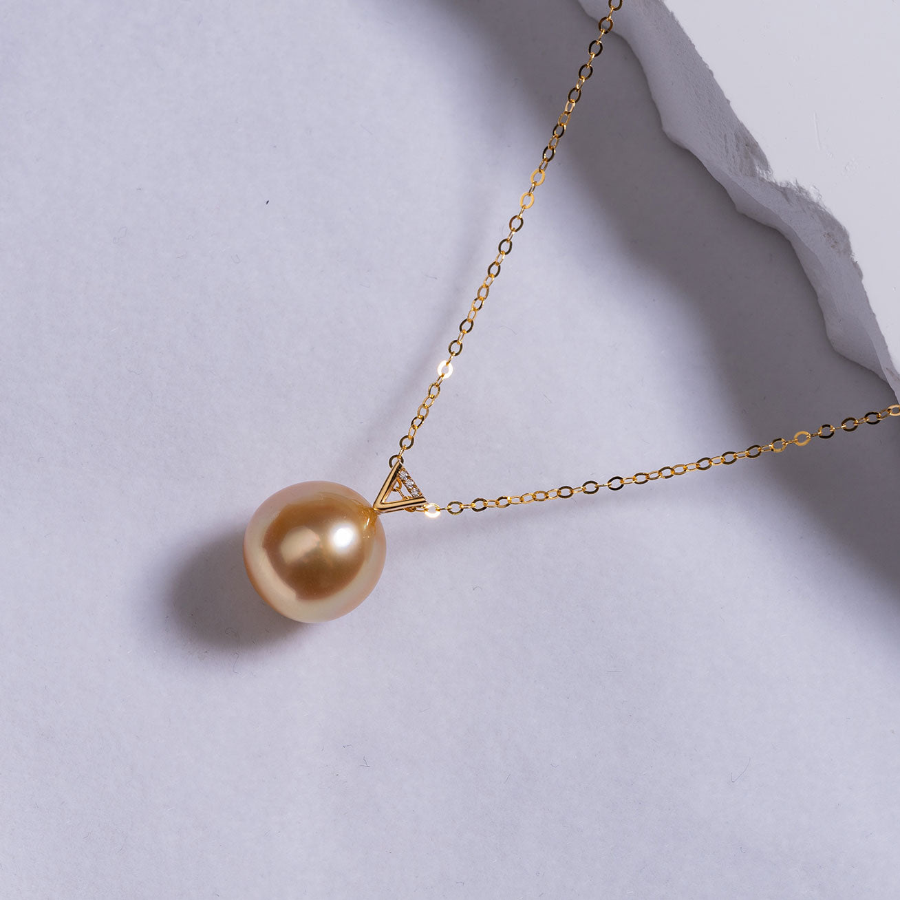 18K Gold South Sea Golden Pearl Necklace KN00127 - Elegant Luxury Jewelry for Women, Perfect for Weddings, Parties & Special Occasions