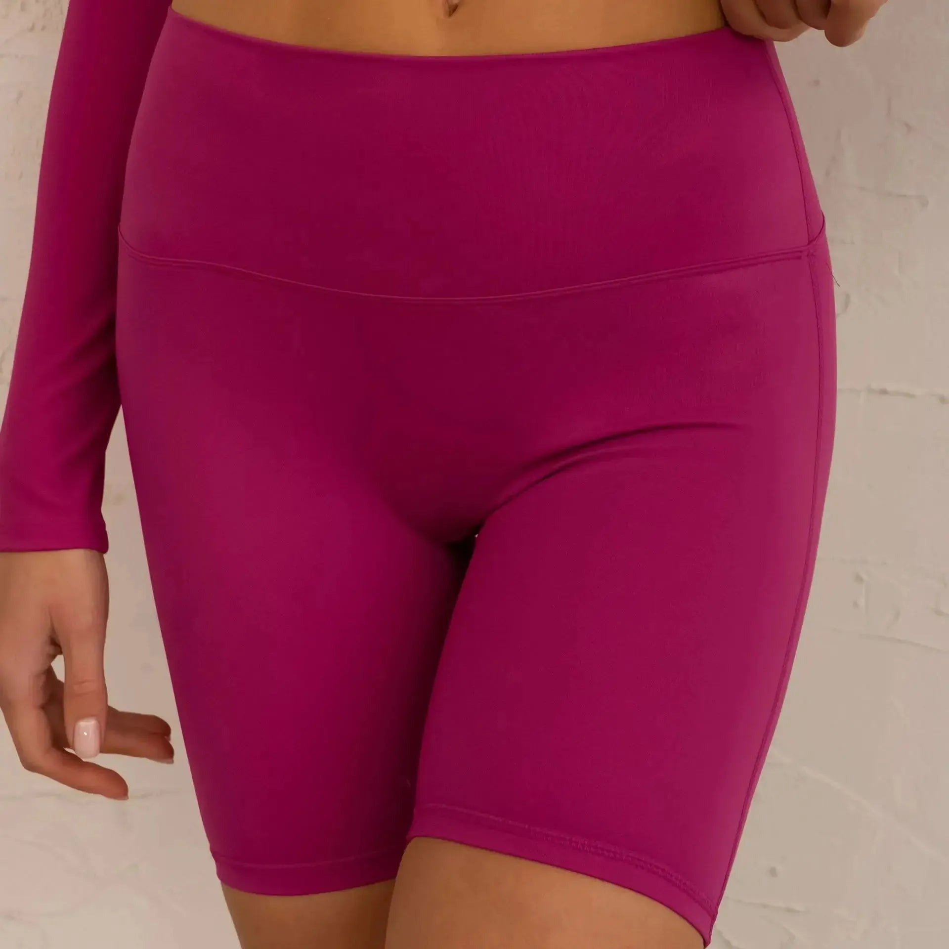 Magenta Short