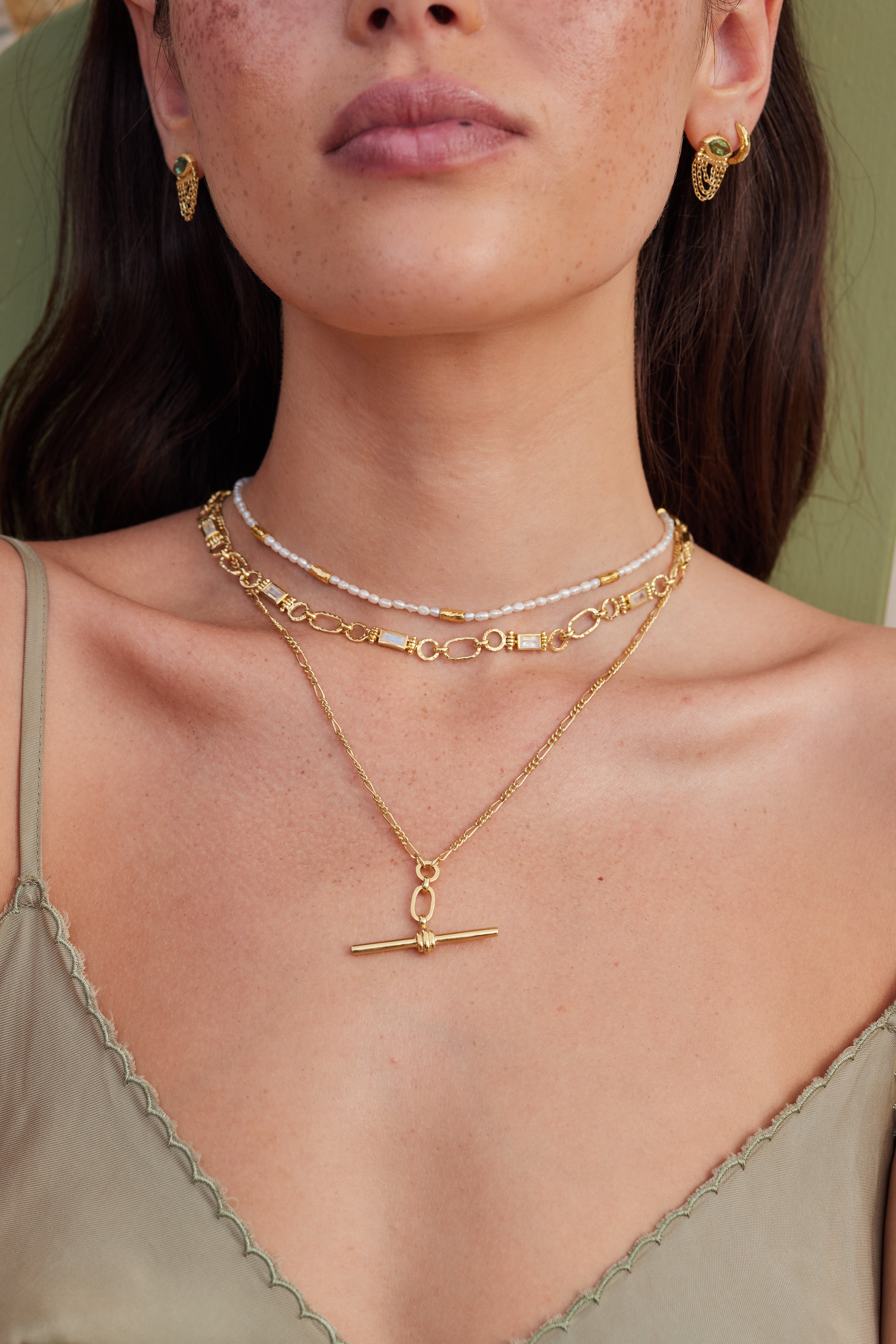 Petra Moonstone Gold Necklace for Women - Elegant Healing Crystal Jewelry for Everyday Wear, Meditation & Spiritual Gifts