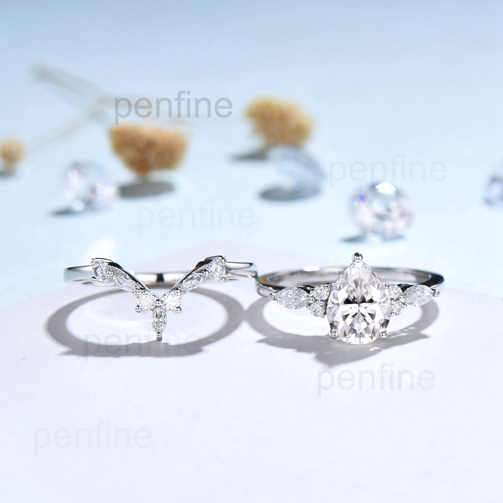 2pcs Pear Shaped Nadia Moissanite Engagement Ring Set - Elegant Wedding & Proposal Jewelry for Women - Perfect for Anniversaries, Valentine's Day & Special Occasions