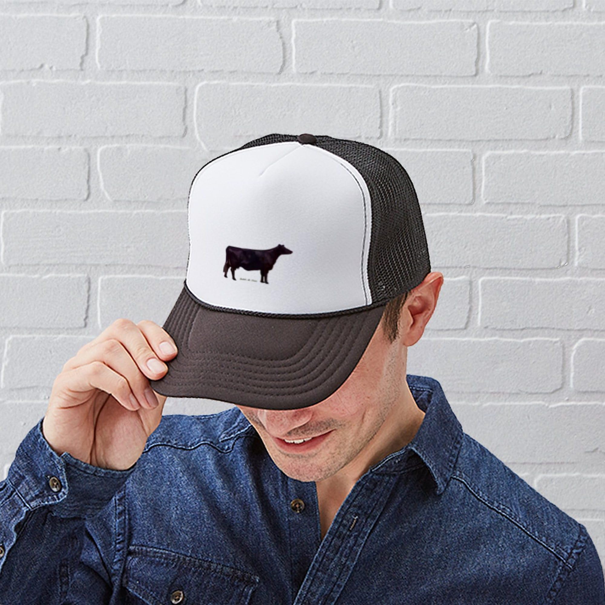 I Love Beef Curtains Adjustable Snapback Trucker Hat - Funny Novelty Baseball Cap for Men & Women - Perfect for BBQ Parties, Rodeos & Country Music Festivals