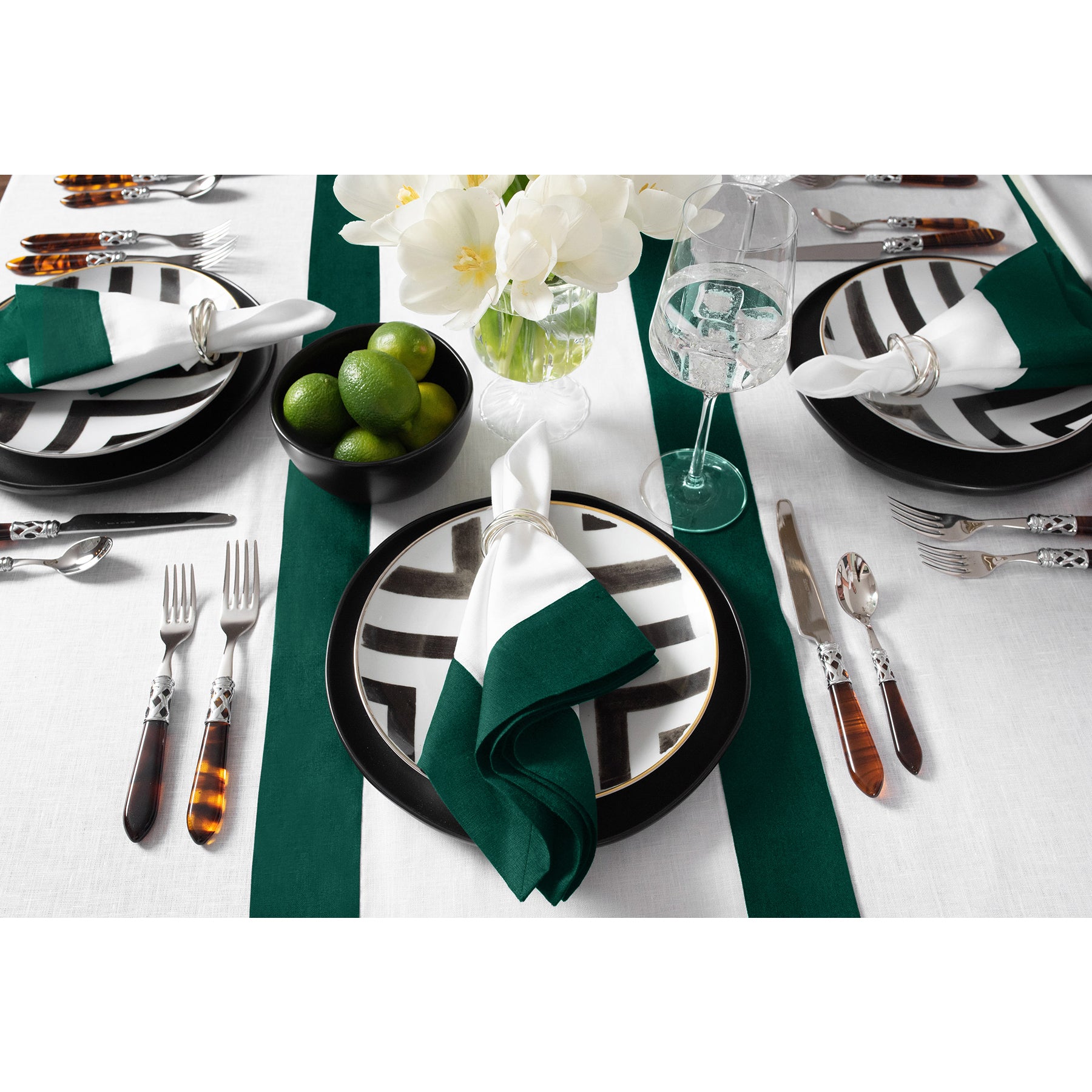 Elegant Contempo Napkins - Set of 4 Premium Cotton Dinner Napkins for Formal Dining, Parties & Special Occasions
