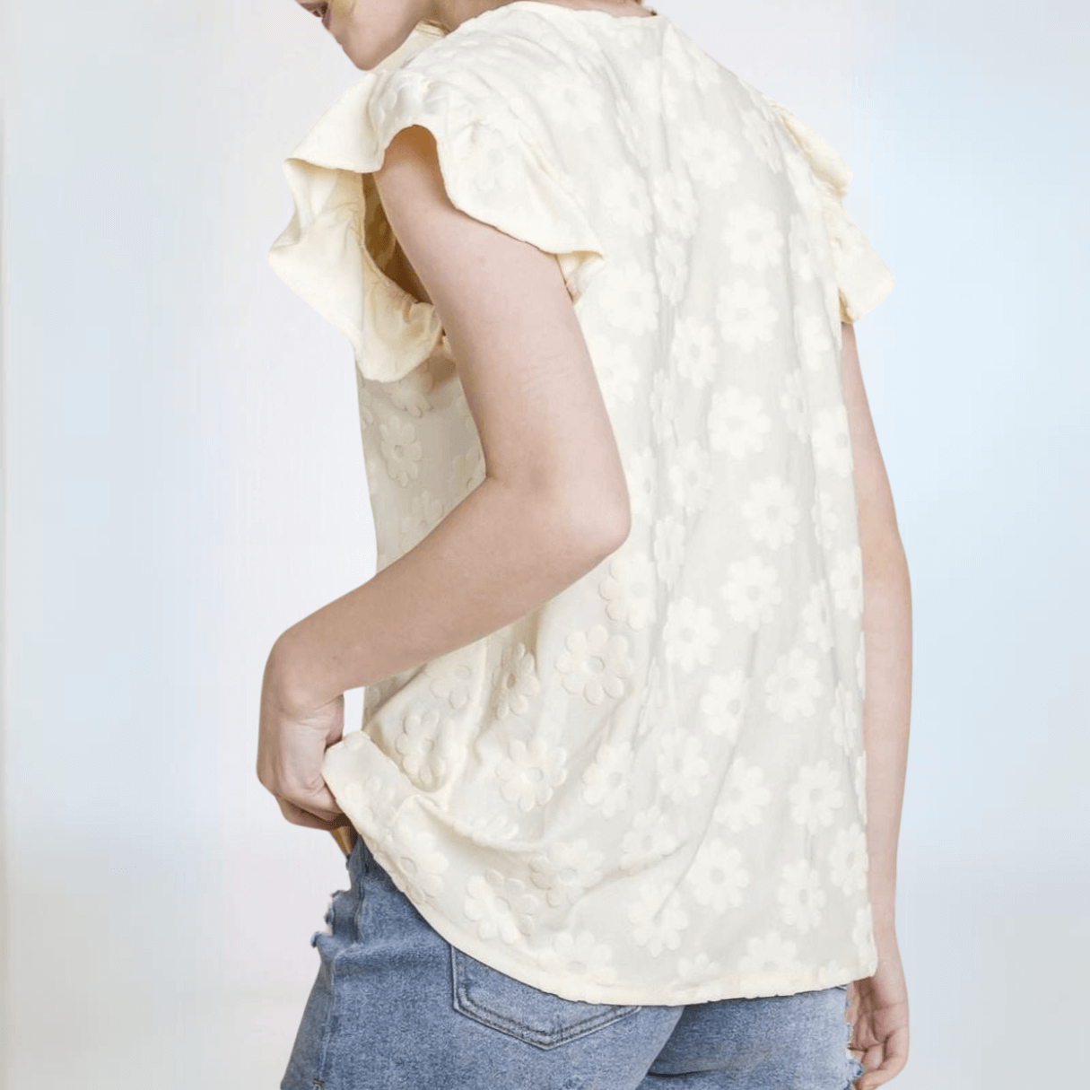Stylish Daisies Textured Blouse - Women's Fashion Tops Made in USA | Perfect for Spring Outfits, Date Nights & Casual Wear