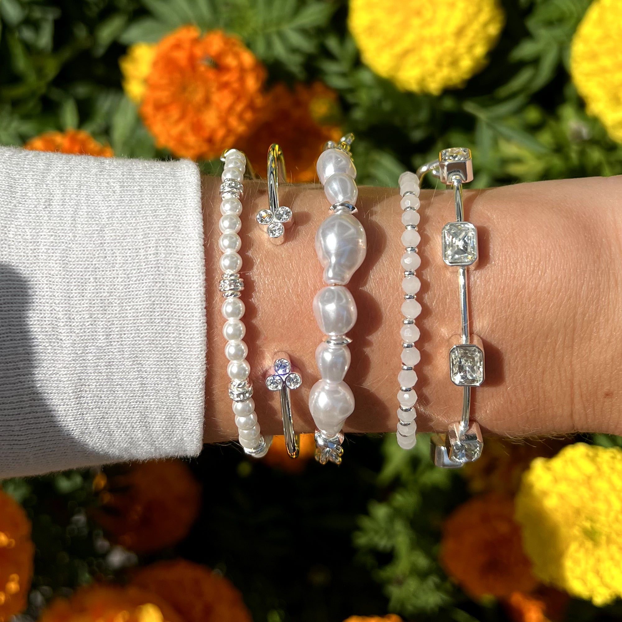 Emerald Cut Stone Bangle Bracelet for Women - Elegant Green Gemstone Jewelry Gift for Wedding, Anniversary & Special Occasions