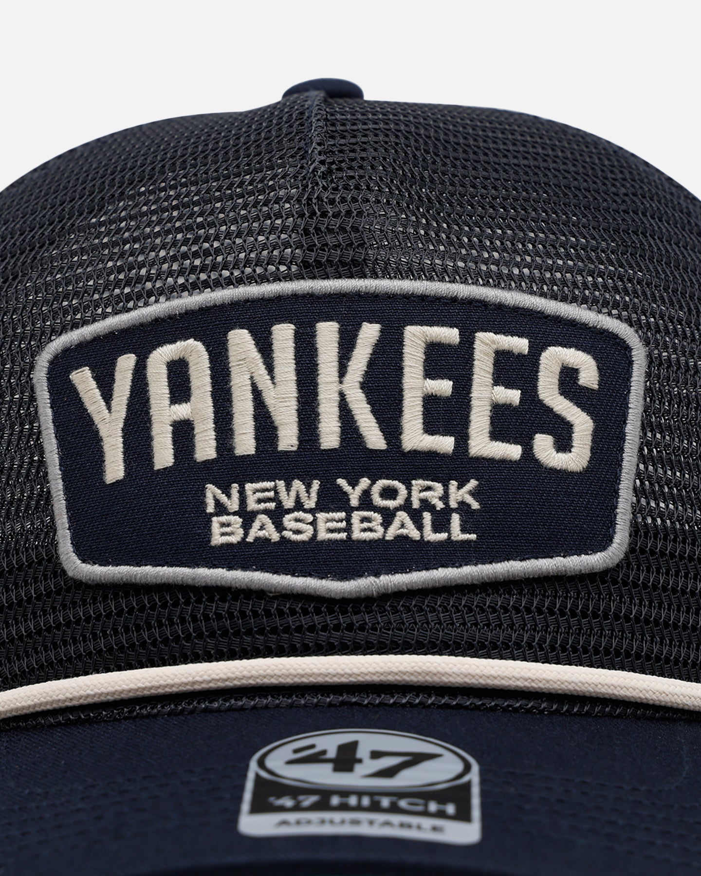 47 Brand New York Yankees Mesh Hitch Trucker Snapback Cap - Navy Blue | Stylish Baseball Hat for Fans, Casual Wear & Outdoor Activities