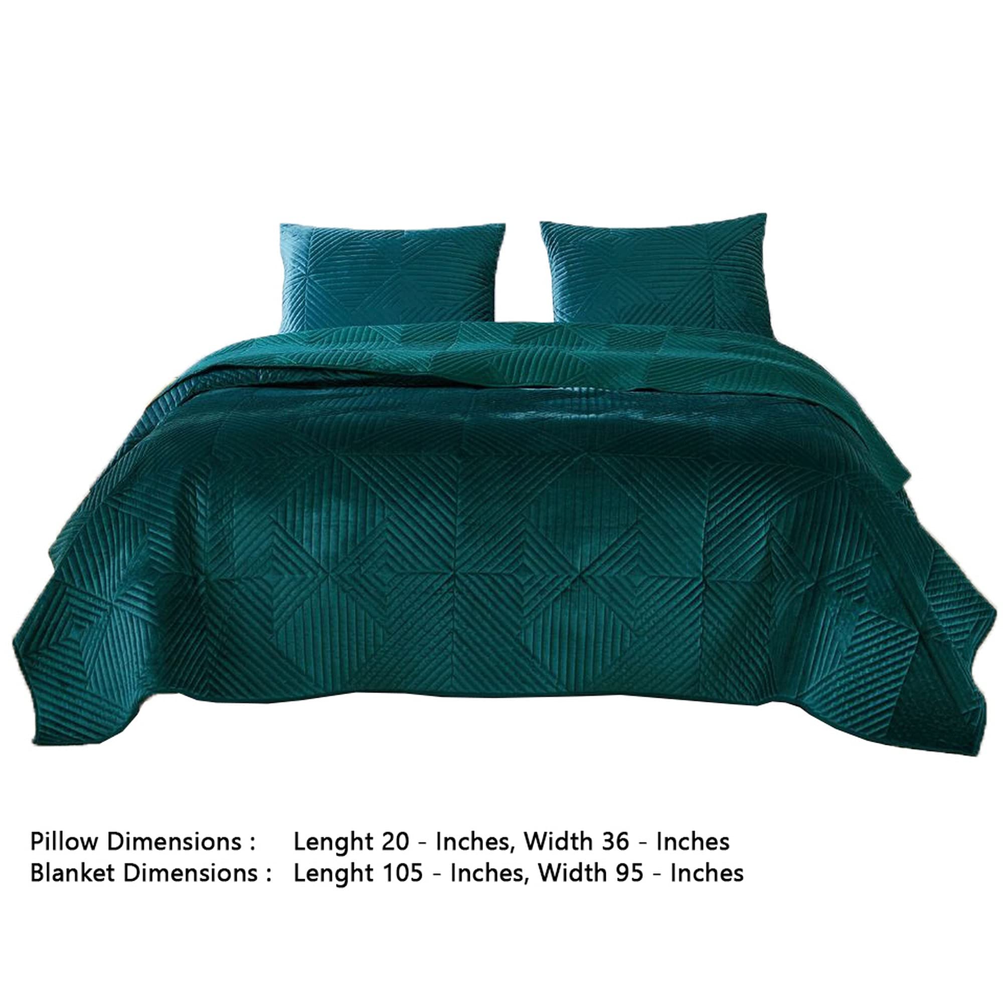 Benjara Bann 3-Piece King Size Quilt Set - Modern Geometric Pattern Bedding in Green | Perfect for Master Bedroom, Guest Room & Cozy Home Decor