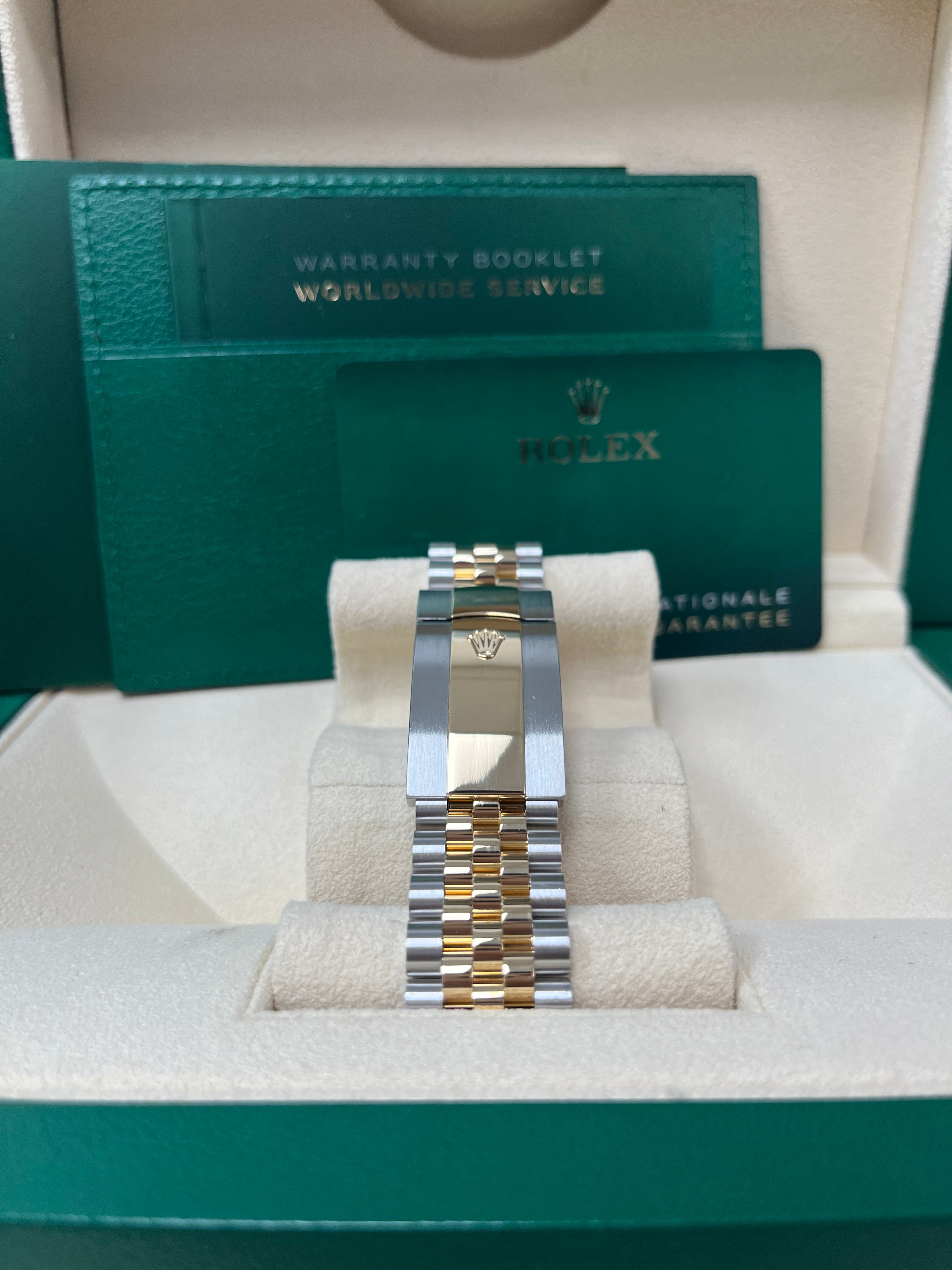 Rolex Sky-Dweller Yellow Rolesor Watch - Black Index Dial, Jubilee Bracelet Ref 326933 | Luxury Men's Watch for Business Travel & Formal Occasions