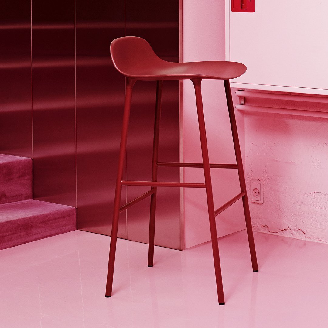 Modern Metal Bar Stools with Form Design - Adjustable Height Counter Stools for Kitchen, Dining & Home Bar - Industrial Style Seating for Restaurants & Cafes