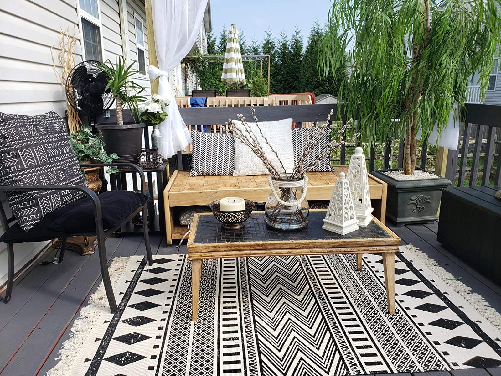 USTIDE Black & Cream Bohemian Runner Rug - Farmhouse Retro Shag Rag Rug, Large 4x6ft Washable Cotton Accent Rug for Living Room, Bedroom & Entryway - Soft Natural Floor Mat for Home Decor