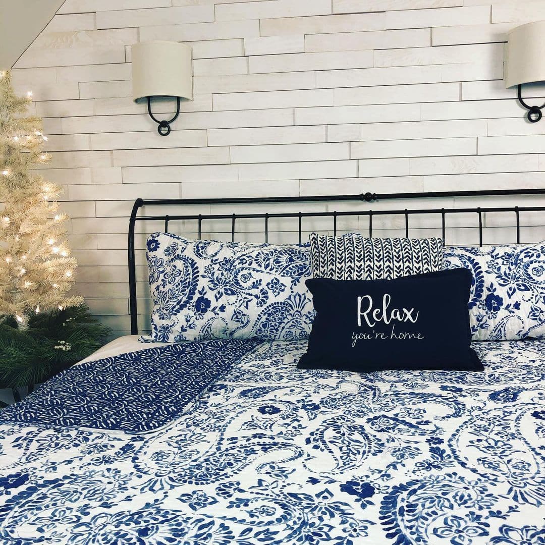Erindale 3-Piece Quilt Set - Queen Size Bedding, Soft Microfiber Comforter with Matching Pillow Shams - Perfect for Cozy Bedrooms, Guest Rooms & Dorm Decor