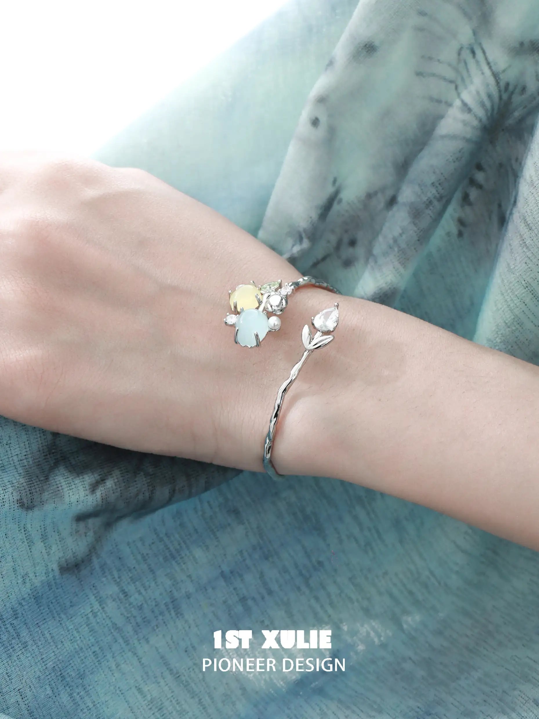 18K Gold Plated Pearl Tulip Bracelet for Women - Elegant Fashion Jewelry Gift for Birthday, Anniversary & Special Occasions