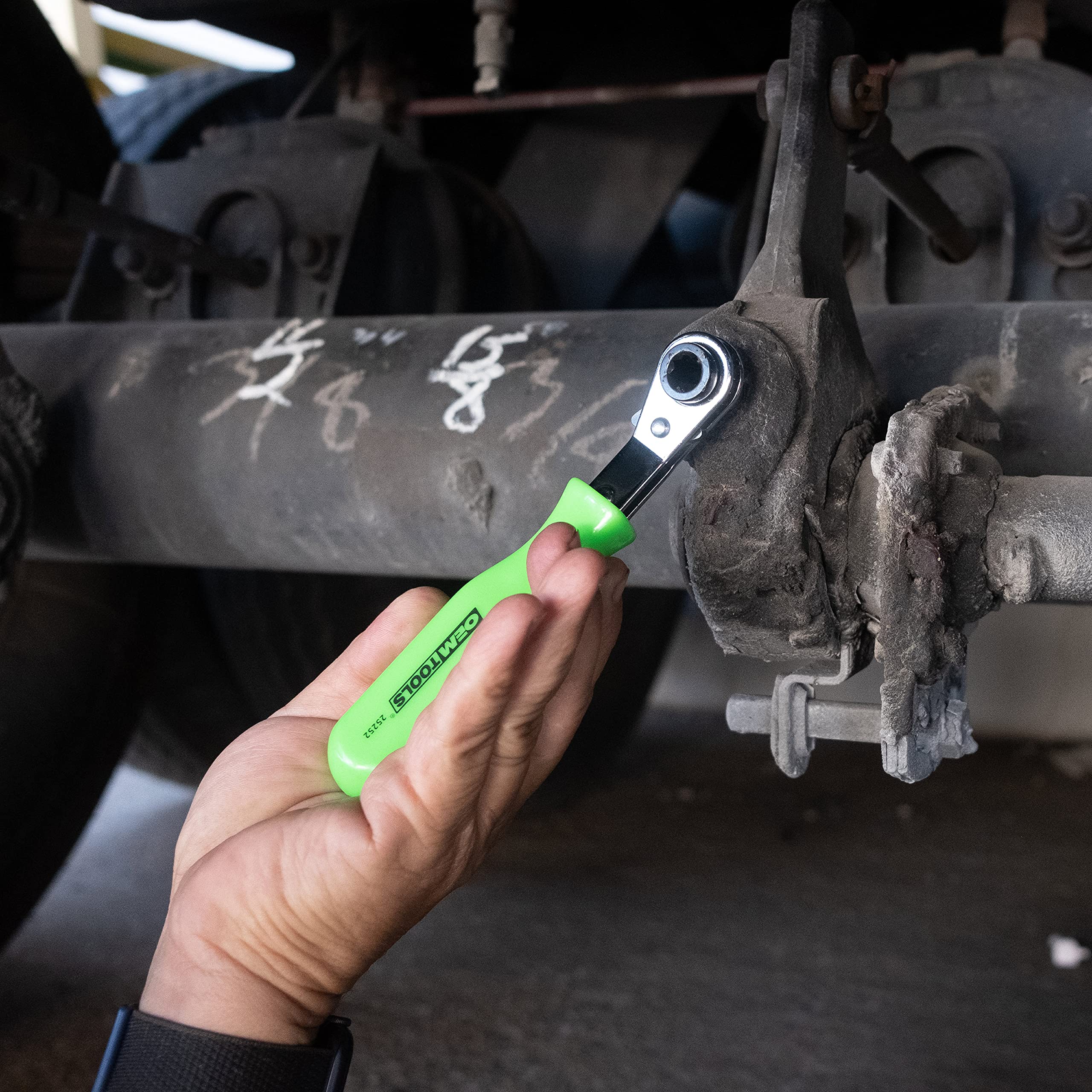 OEMTOOLS 25252 Automatic Slack Adjuster Tool & Wrench - Professional Brake Adjustment Kit for Semi Trucks & Trailers - Heavy Duty Air Brake Maintenance Tool for Truck Repair & Fleet Service