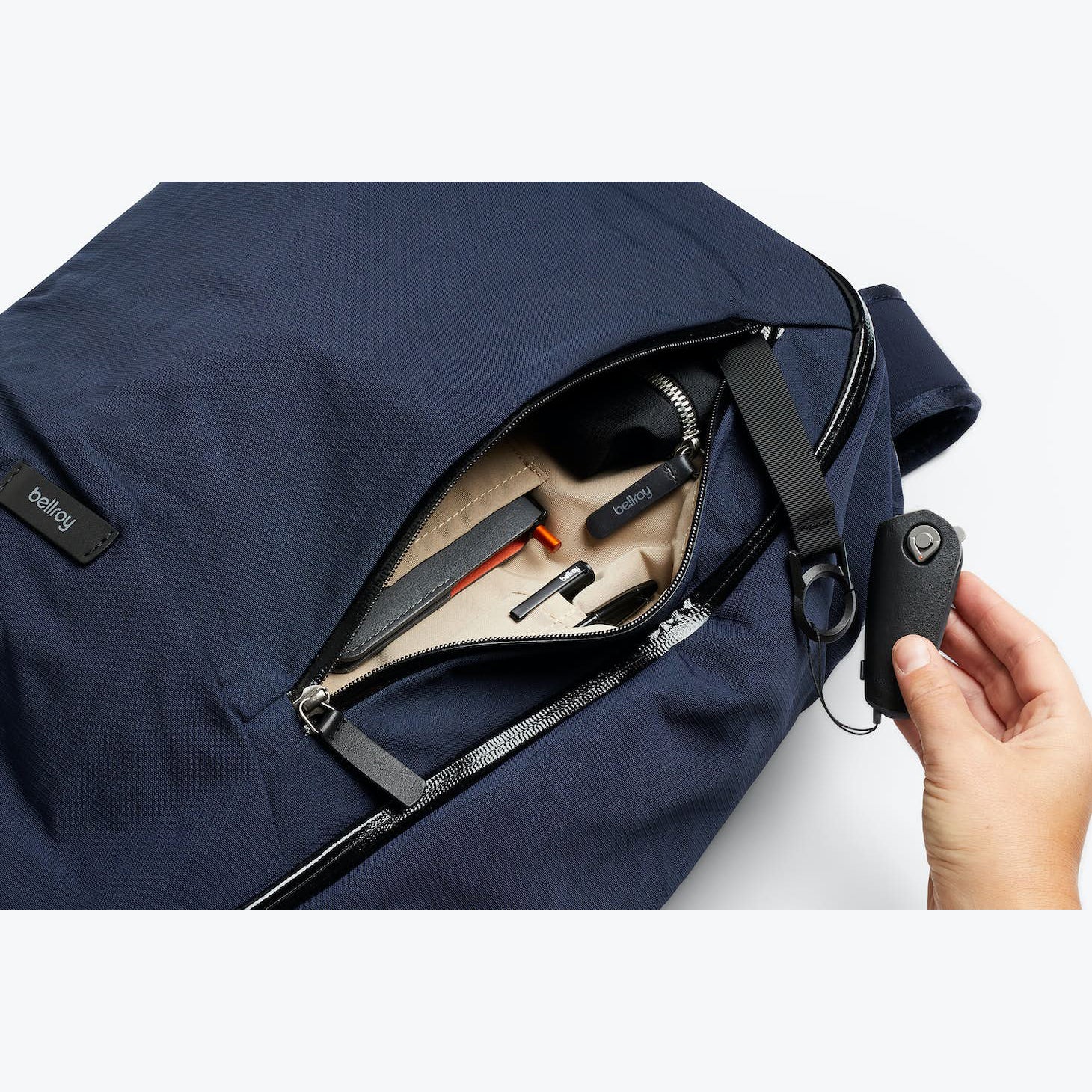 Bellroy Transit Backpack 28L - Premium Water-Resistant Travel Backpack for Men & Women | Perfect for Commuting, Business Trips & Outdoor Adventures