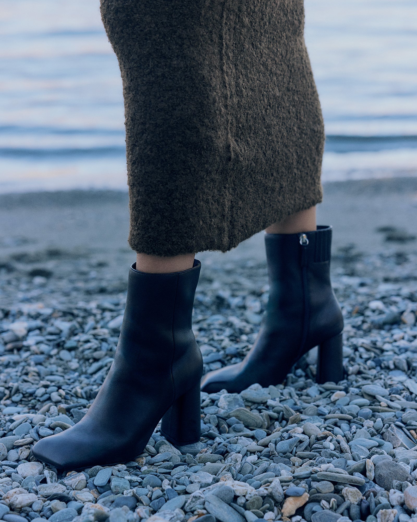 PARSON High Ankle Boots for Women - Genuine Black Leather Combat Boots - Perfect for Fall Fashion, Outdoor Hiking & Streetwear Style