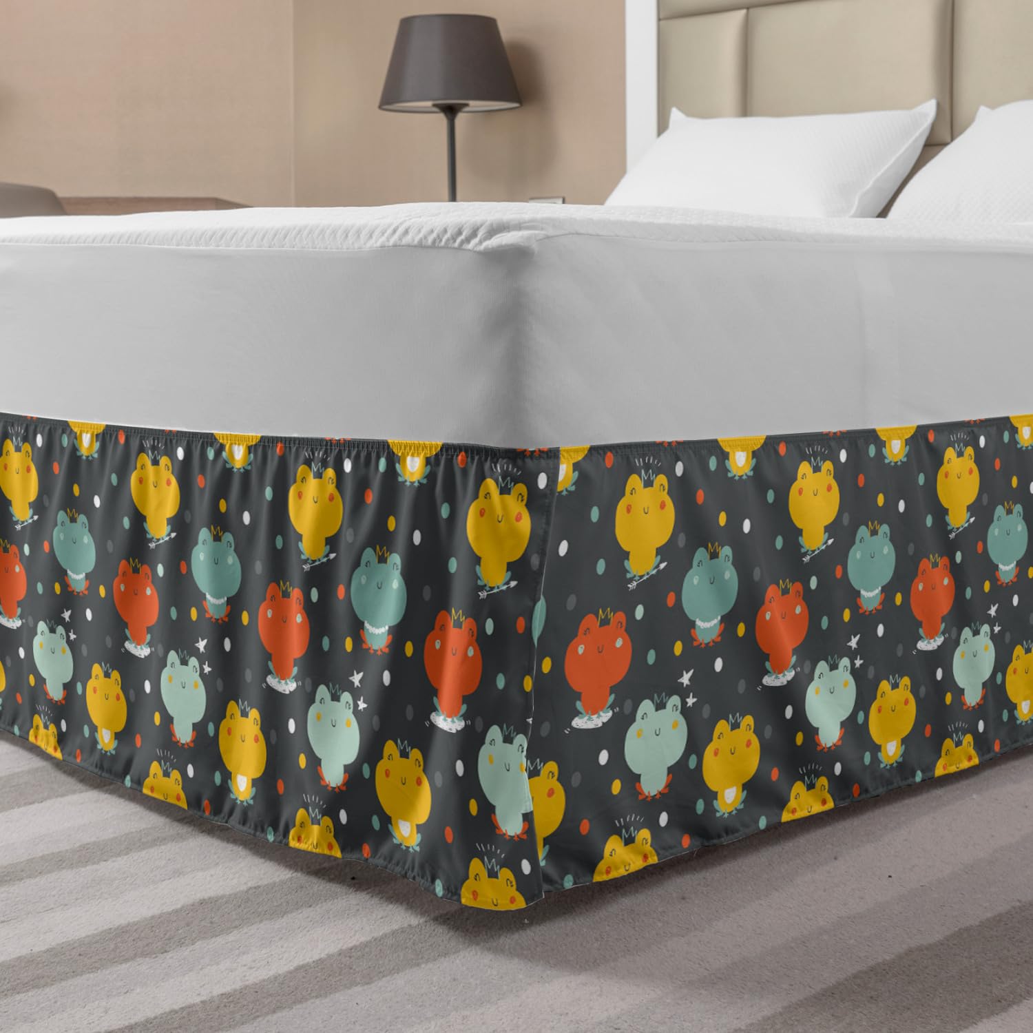 Ambesonne Frog Bed Skirt - Colorful Cartoon Frogs with Crowns & Hand-Drawn Stars Design | Elastic Wrap-Around Dust Ruffle for Queen Size Beds | Perfect for Kids' Room, Nursery, or Whimsical Bedroom Decor