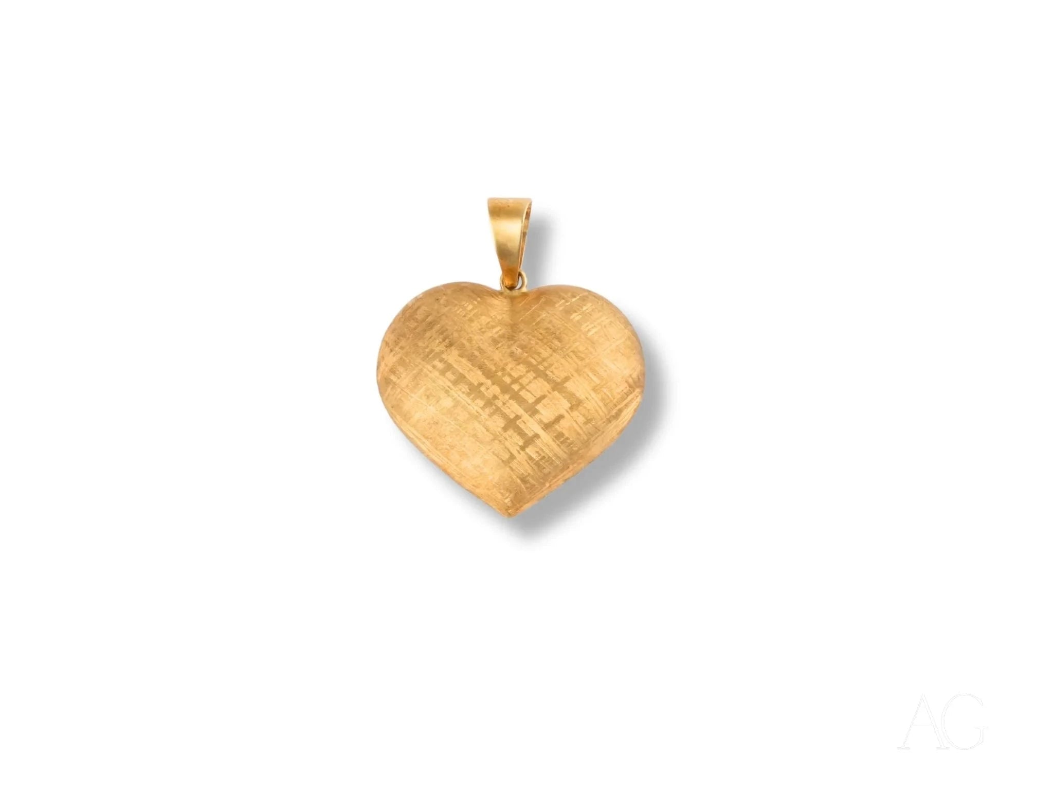 Golden Heart Pendant Necklace for Women - 14K Gold Plated Romantic Jewelry Gift for Valentine's Day, Anniversary & Special Occasions