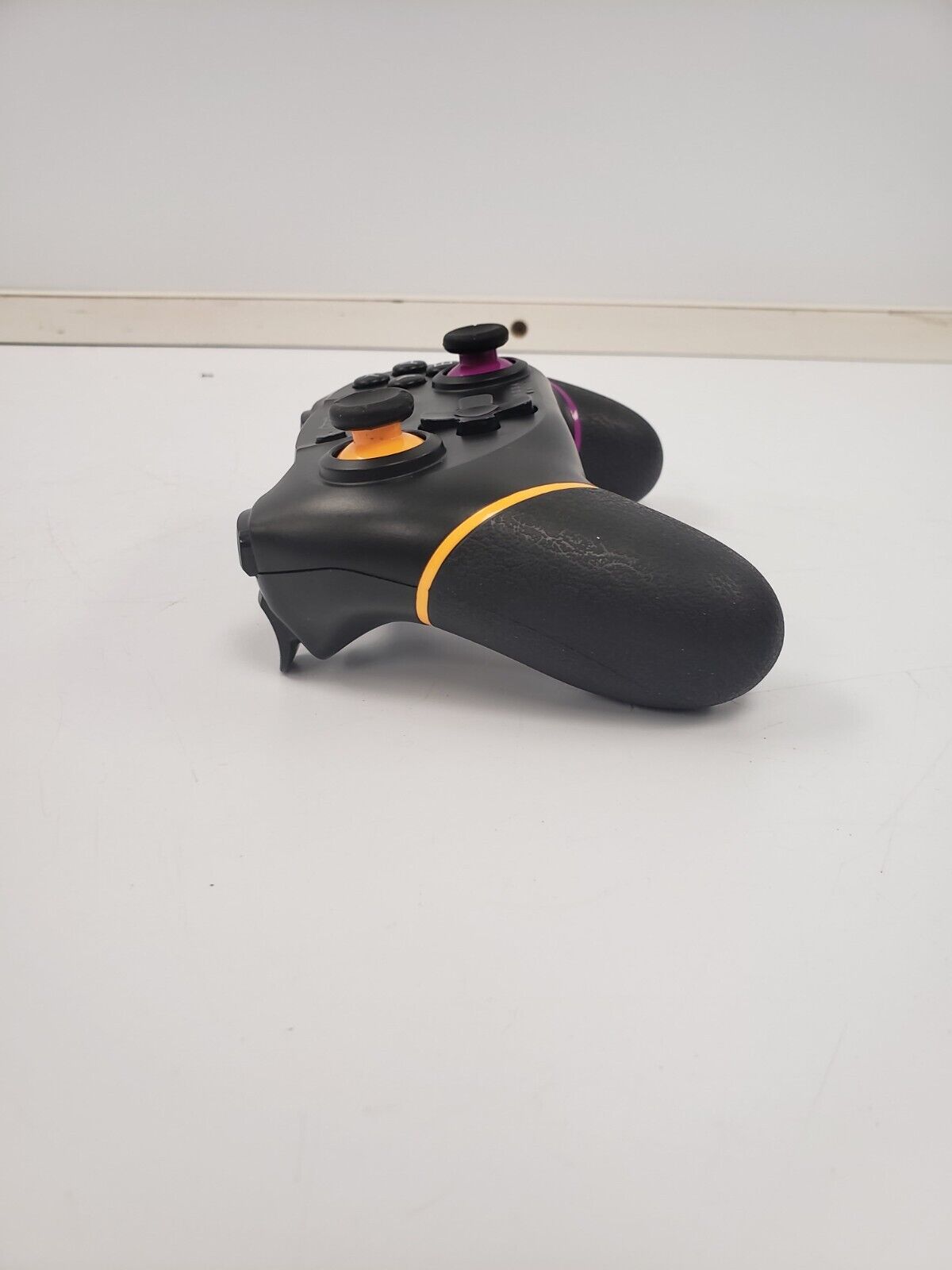 Original No Name Controller (72974 2) - Universal Game Controller for PC, PS4, Xbox - Perfect for Gaming, Streaming & Esports Tournaments