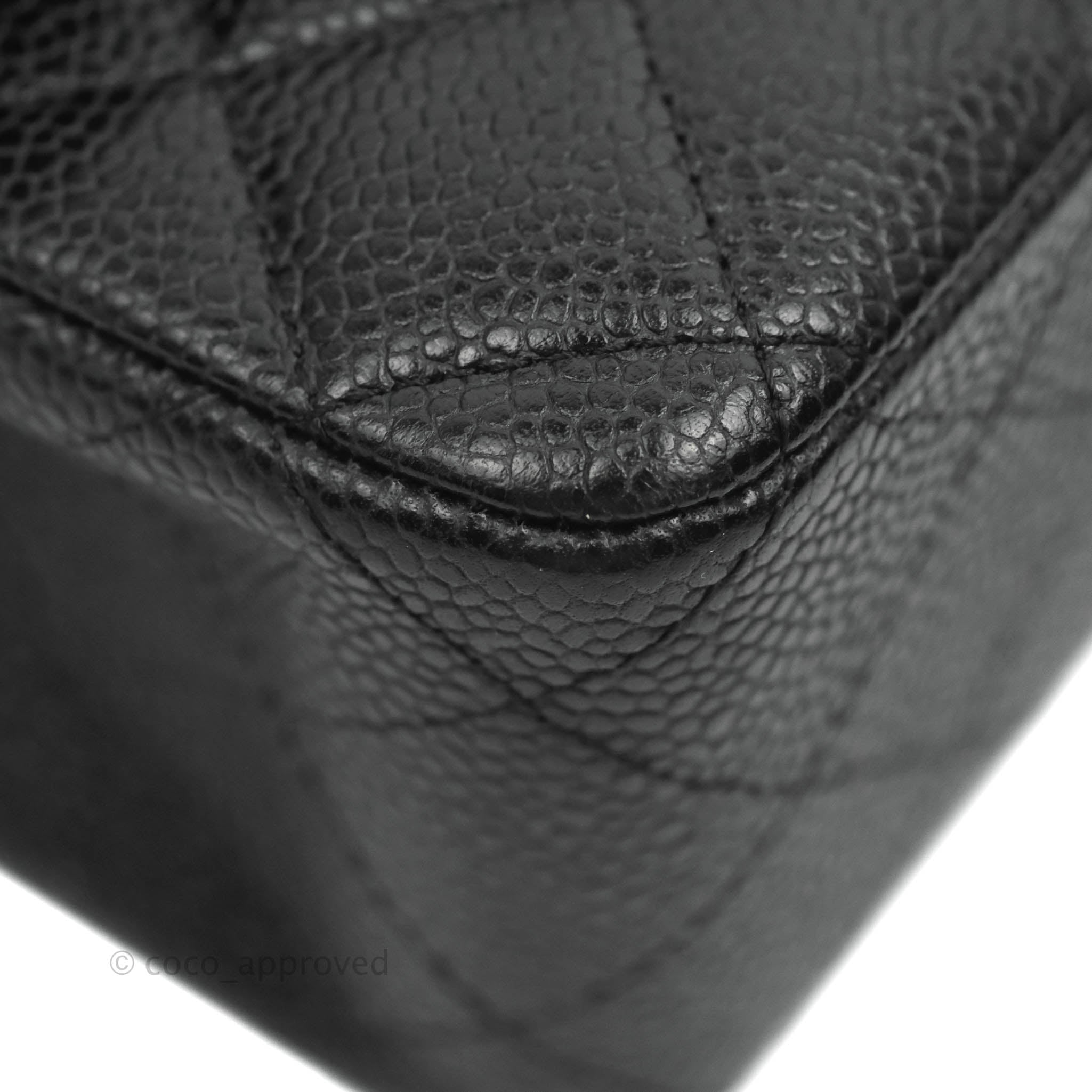Chanel Classic M/L Medium Double Flap Bag in Black Caviar Leather with 24K Gold Hardware - Perfect for Luxury Fashion & Evening Events