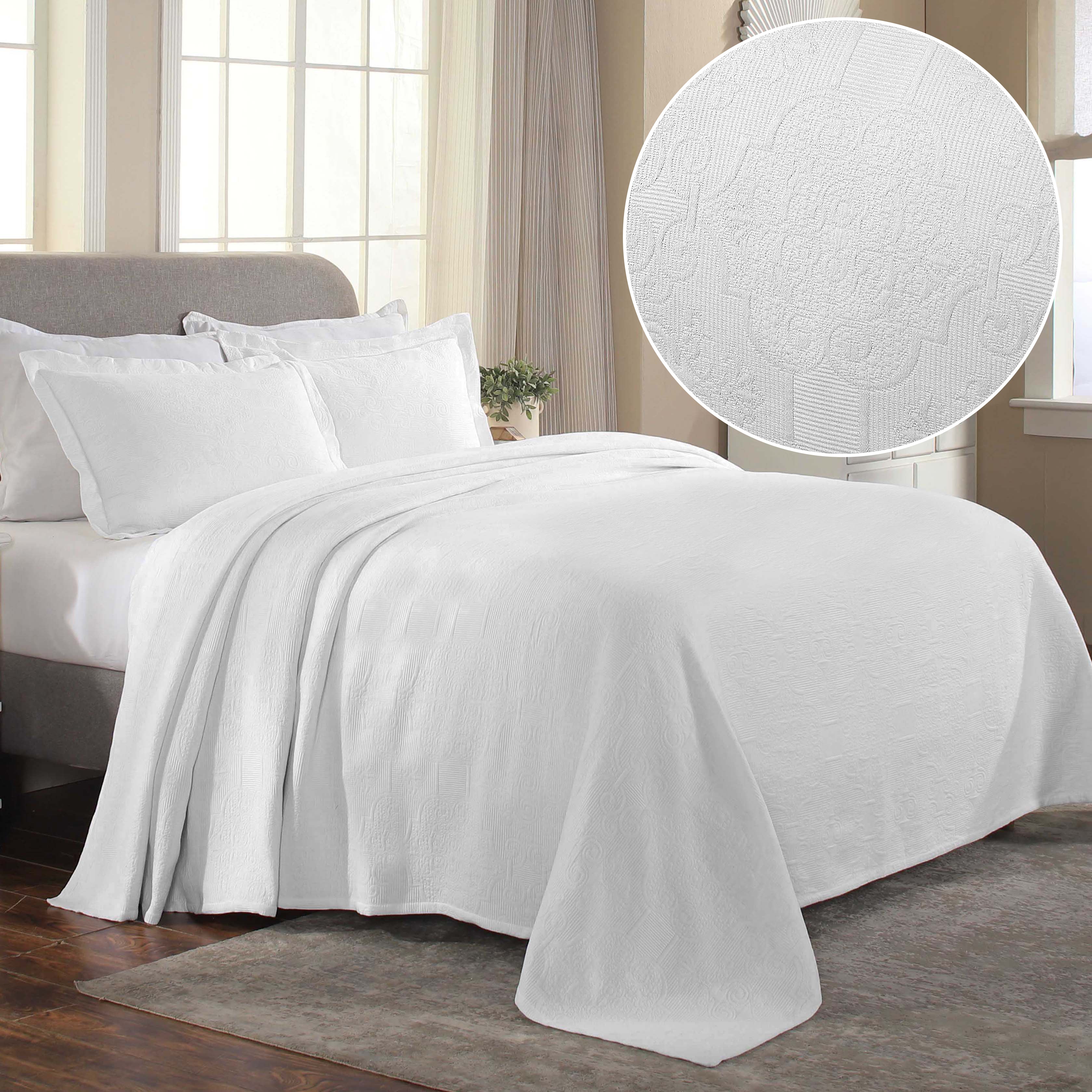 Florin Cotton Matelassé Jacquard Bedspread Set with Scrolling Medallion Design - Luxury Queen/King Size Bedding for Master Bedroom, Guest Room & Hotel Decor