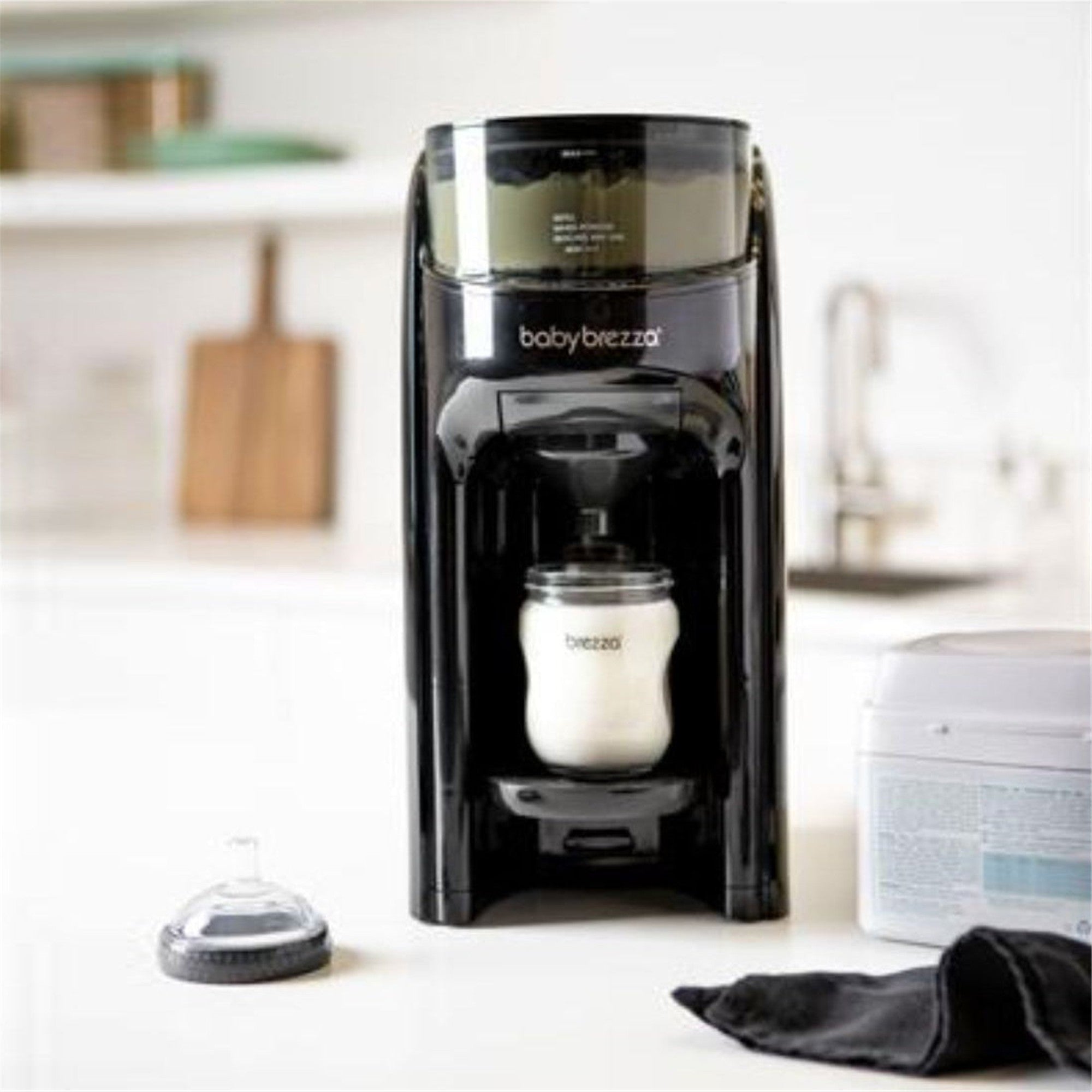 Baby Brezza Formula Pro Advanced Wi-Fi Baby Formula Maker - Automatic Powder Mixing & Bottle Warming for Newborns & Infants - Perfect for Busy Parents & Nighttime Feedings