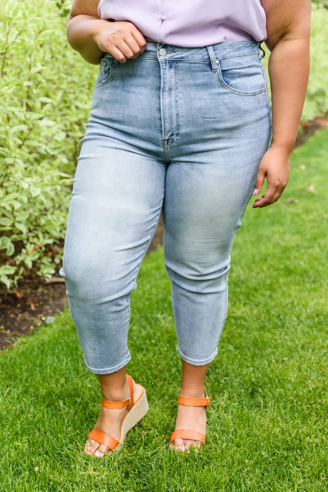 Stylish Mom Fit Jeans for Women - Comfortable High Waist Stretch Denim Pants for Casual Wear, Work & Everyday Outfits